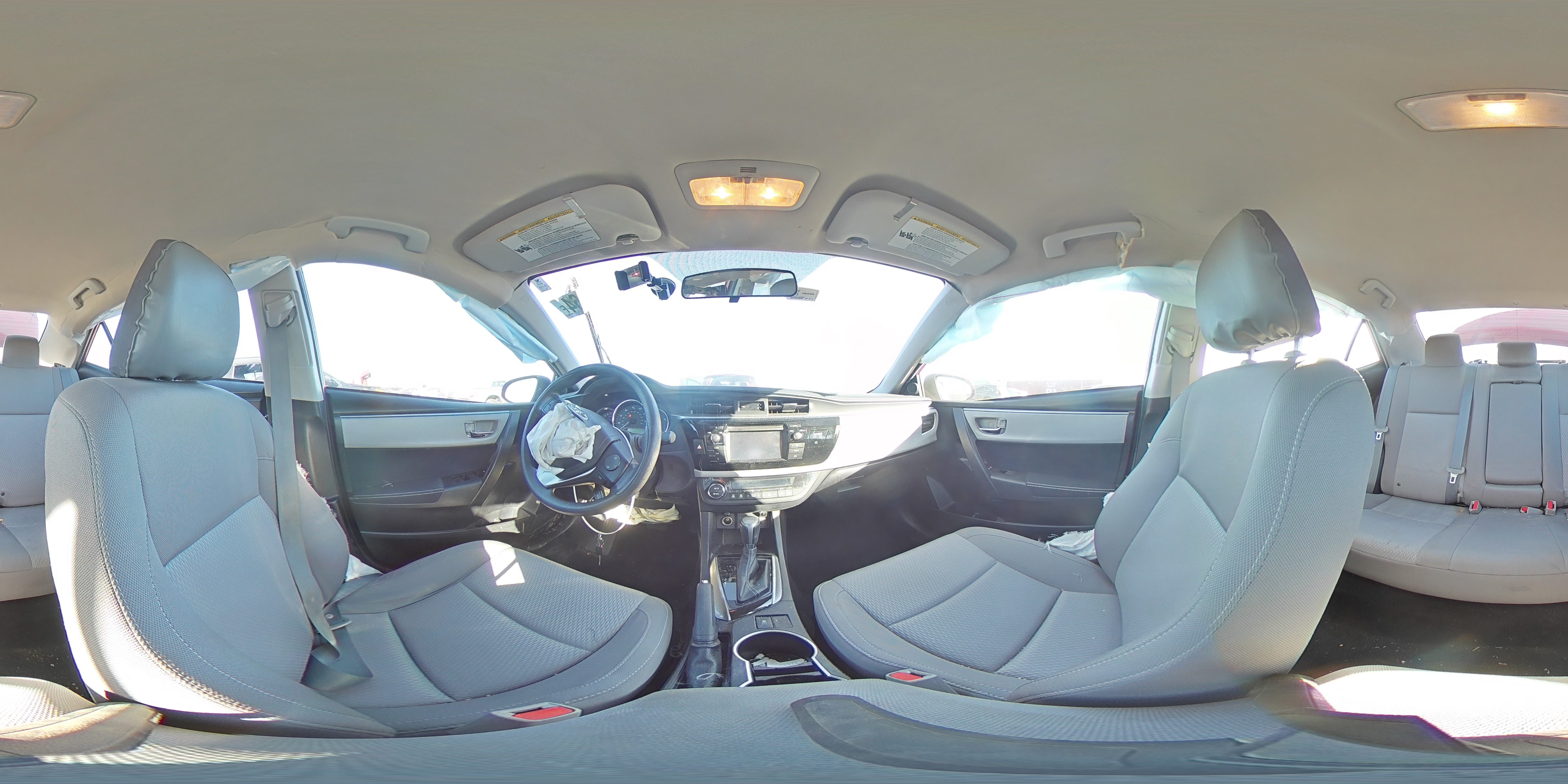 2015 Toyota Corolla - Image 13