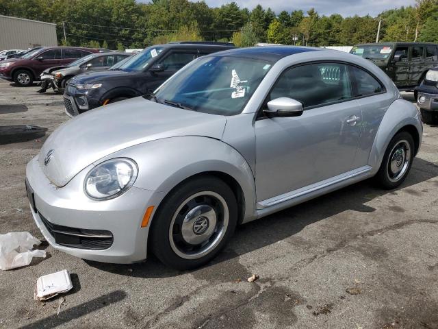 2012 Volkswagen Beetle  на продаже в Exeter, RI - Front End