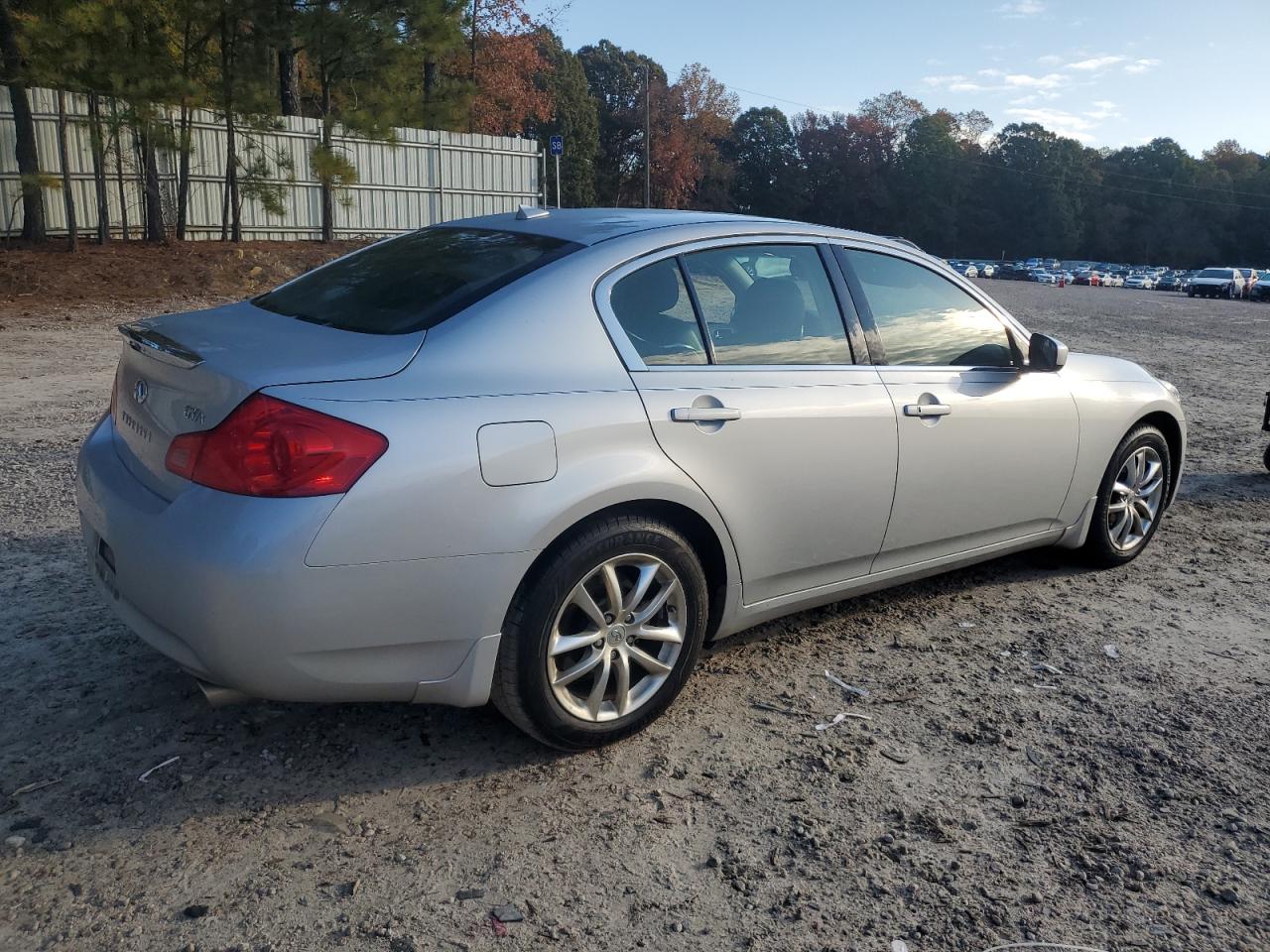 2009 Infiniti G - Image 3
