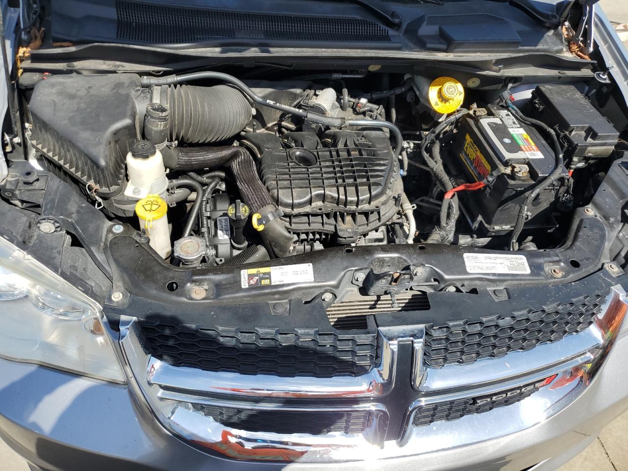 2C4RDGCG3JR267041 2018 Dodge Grand Caravan Sxt