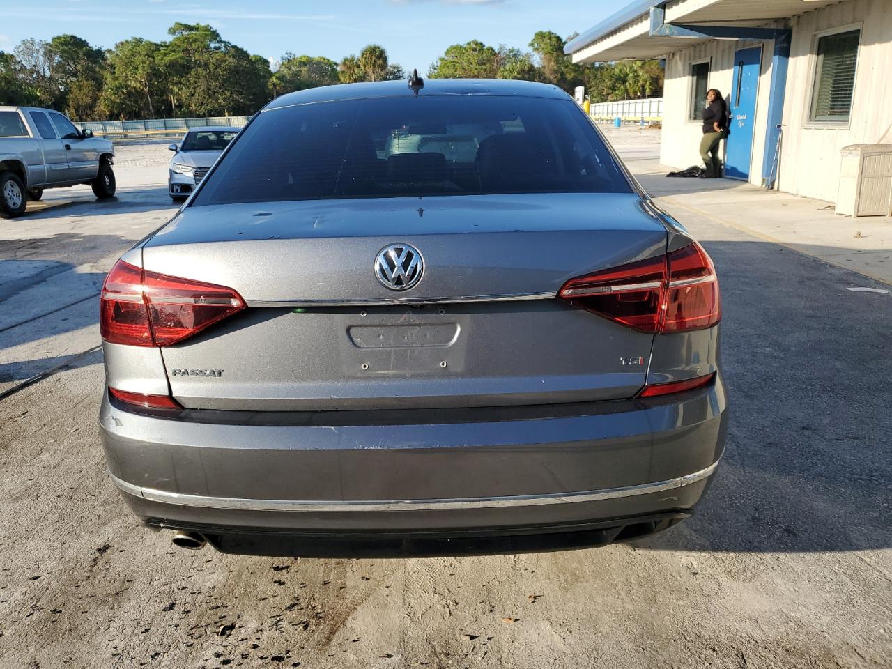 2017 Volkswagen Passat R-Line VIN: 1VWDT7A31HC056725 Lot: 78101474