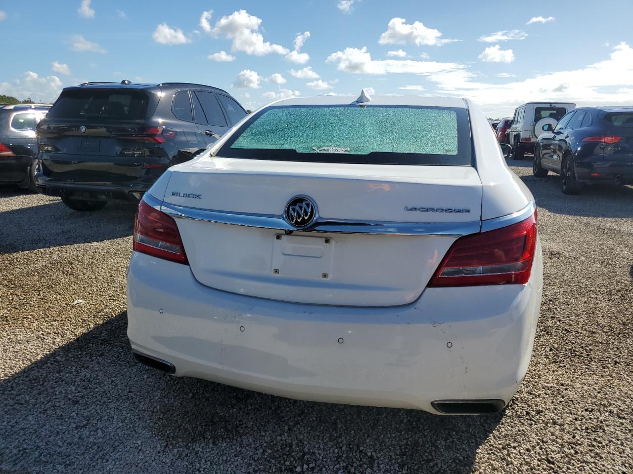 1G4GB5G32GF214562 2016 Buick Lacrosse