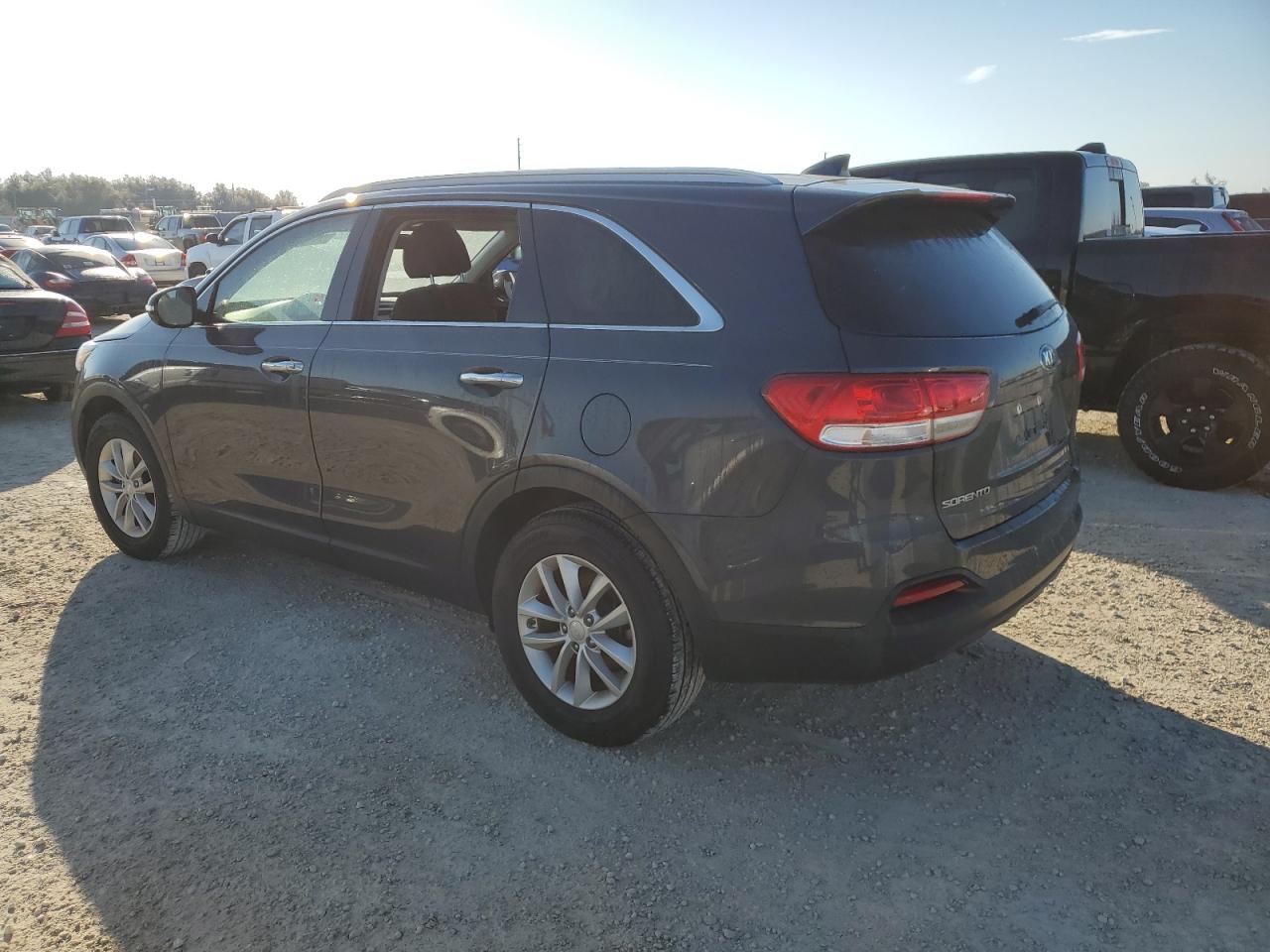 2018 Kia Sorento - Image 2