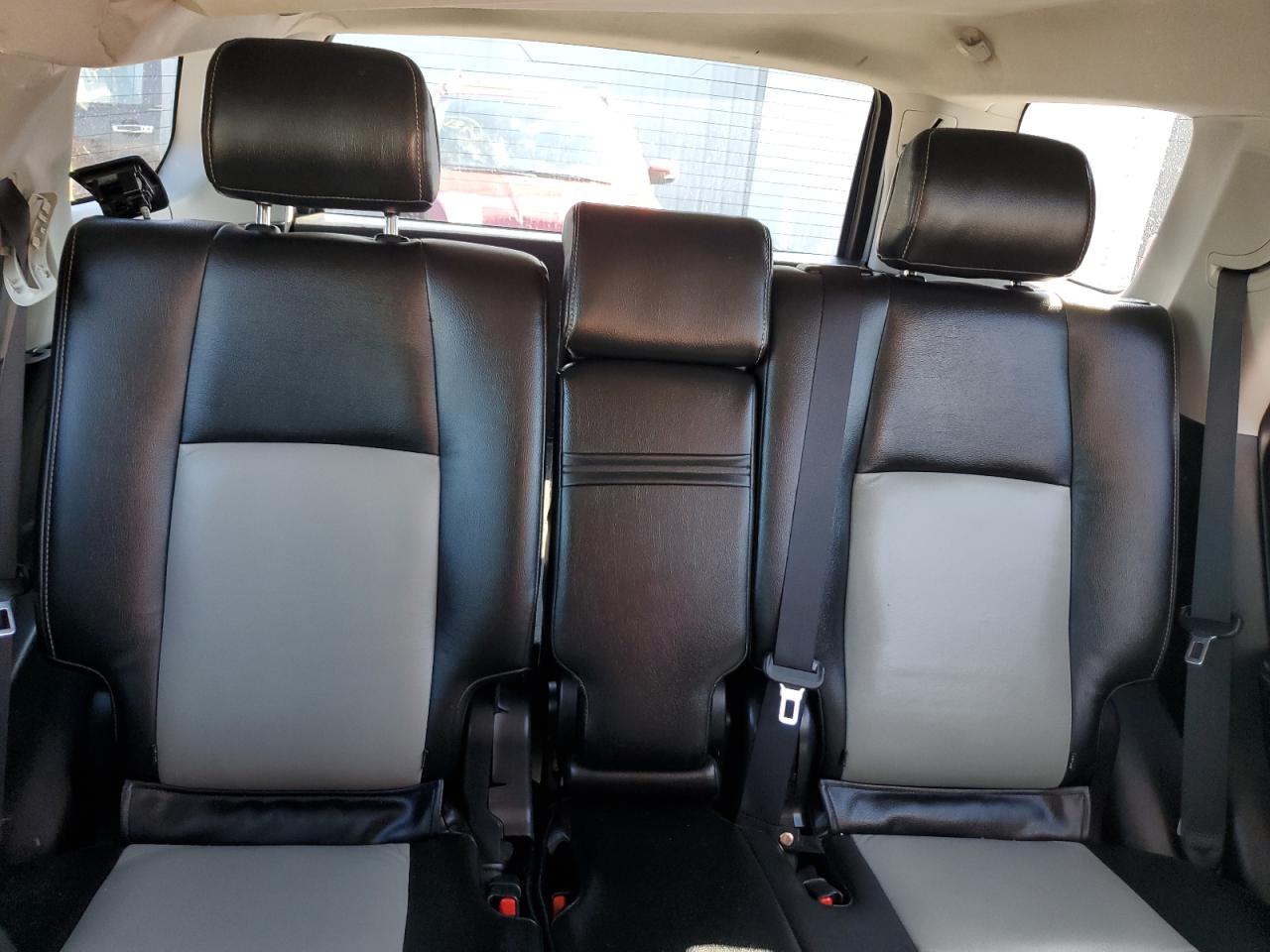 2017 Toyota 4Runner - Image 10