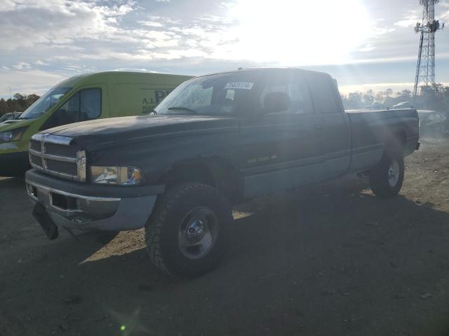 2001 Dodge Ram 1500  zu verkaufen in Windsor, NJ - All Over