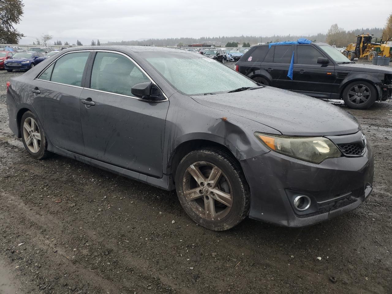 VIN 4T1BF1FK2EU405875 2014 TOYOTA CAMRY no.4