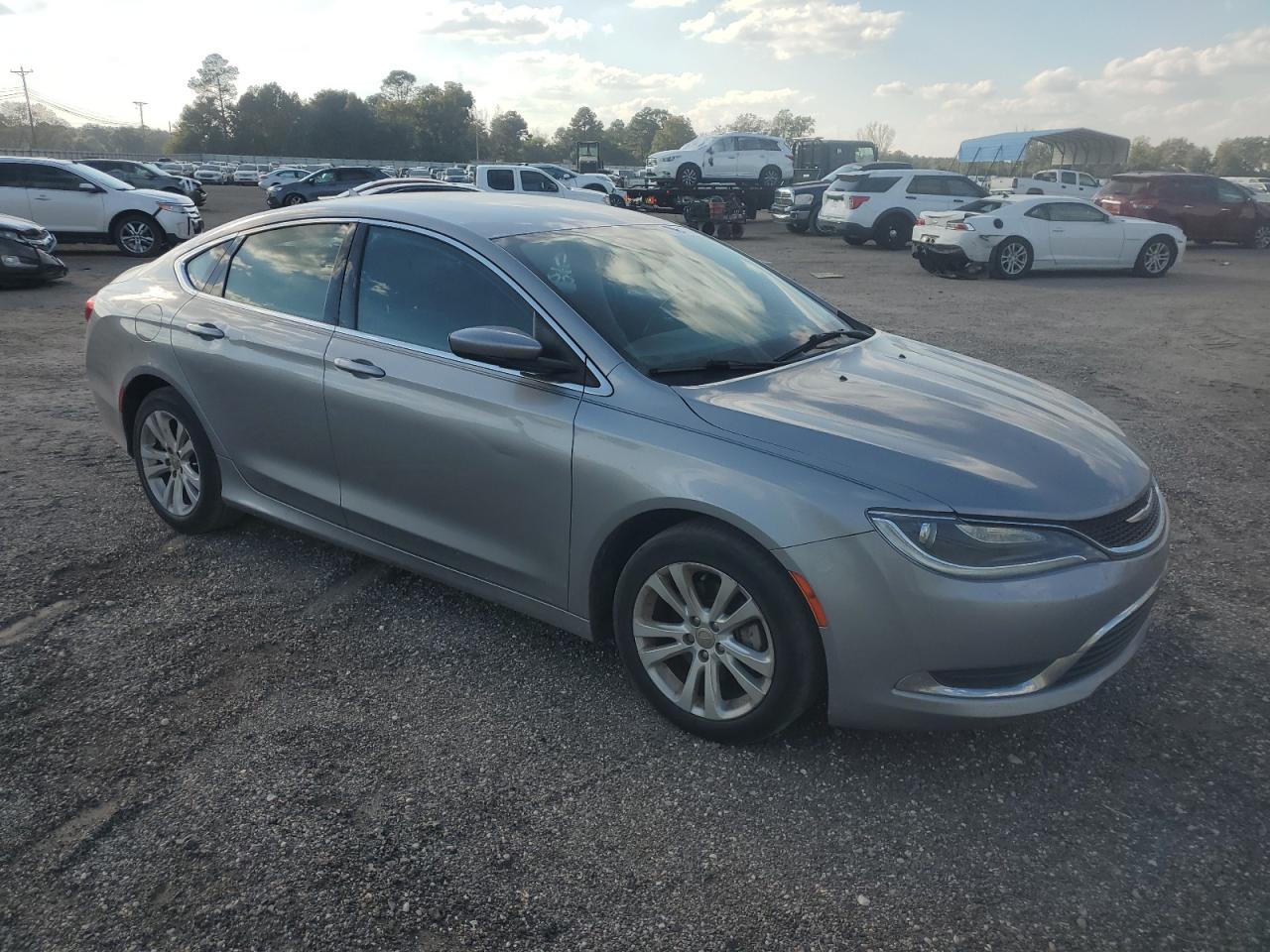 VIN 1C3CCCAB3GN143709 2016 CHRYSLER 200 no.4