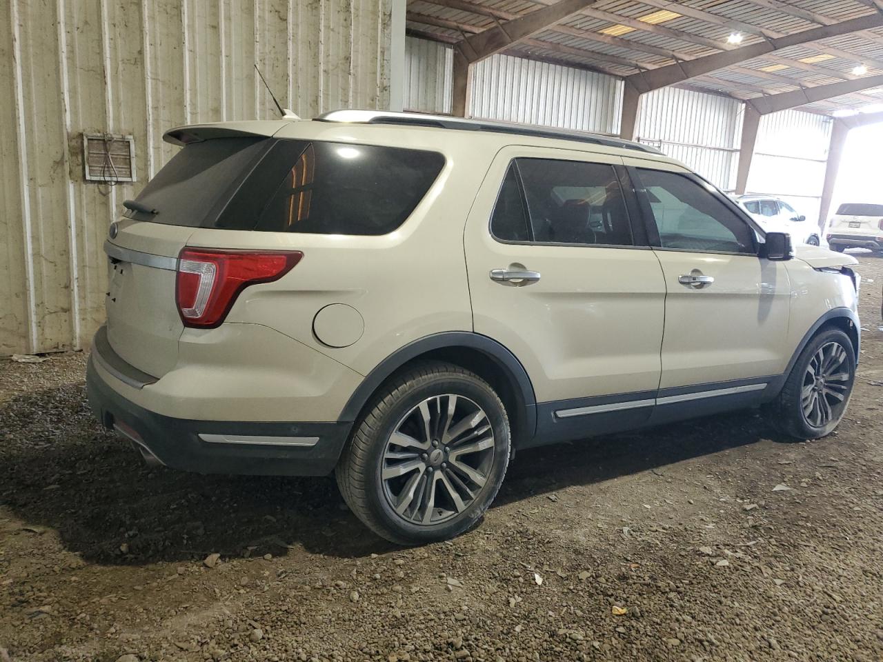 2018 Ford Explorer - Image 3