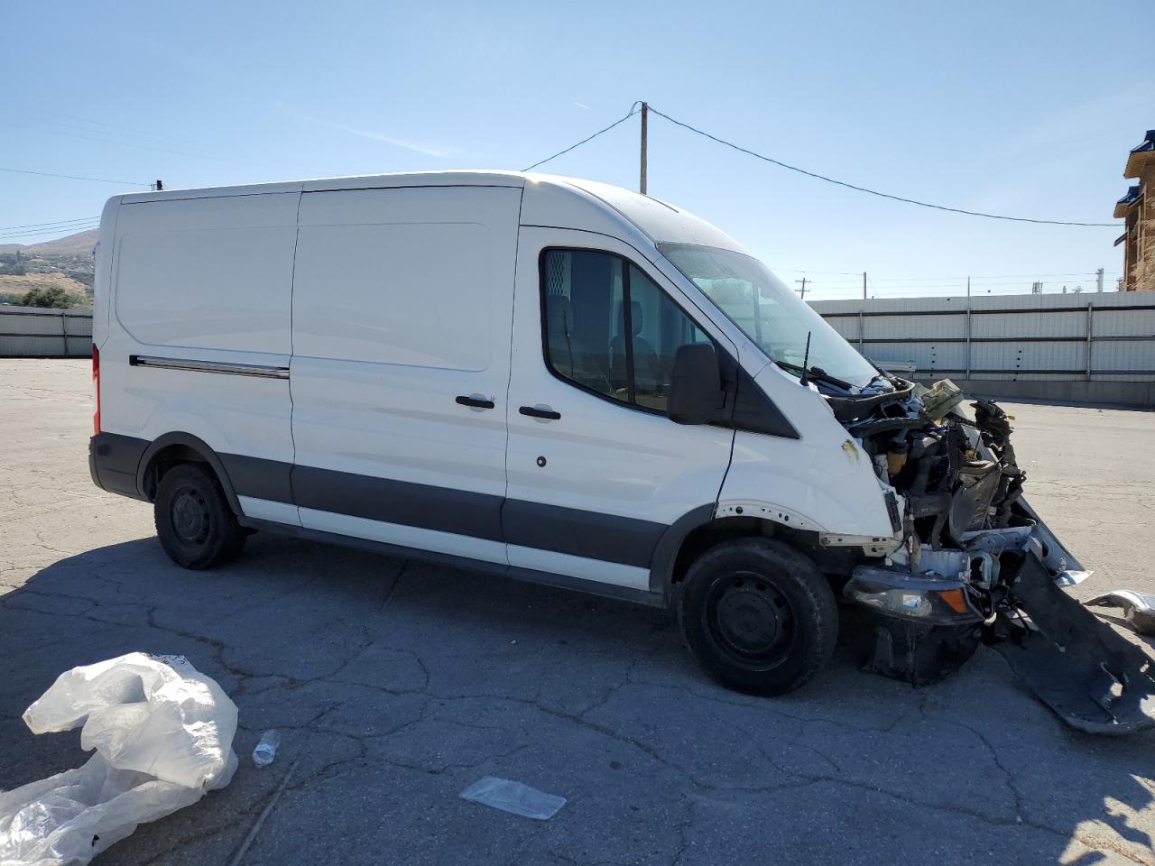 VIN 1FTYE2CM5JKA63017 2018 FORD TRANSIT no.4