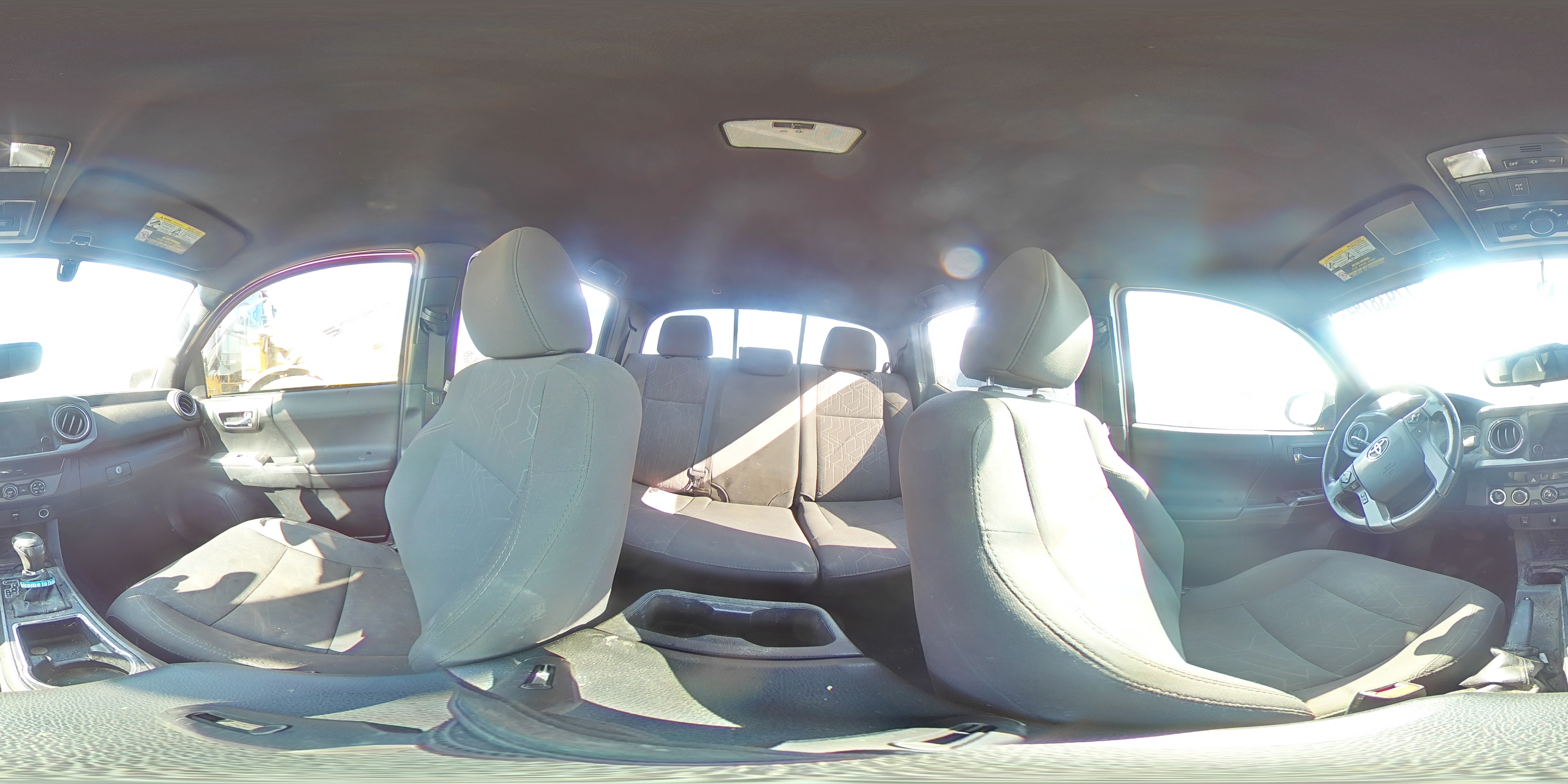 2017 Toyota Tacoma - Image 15