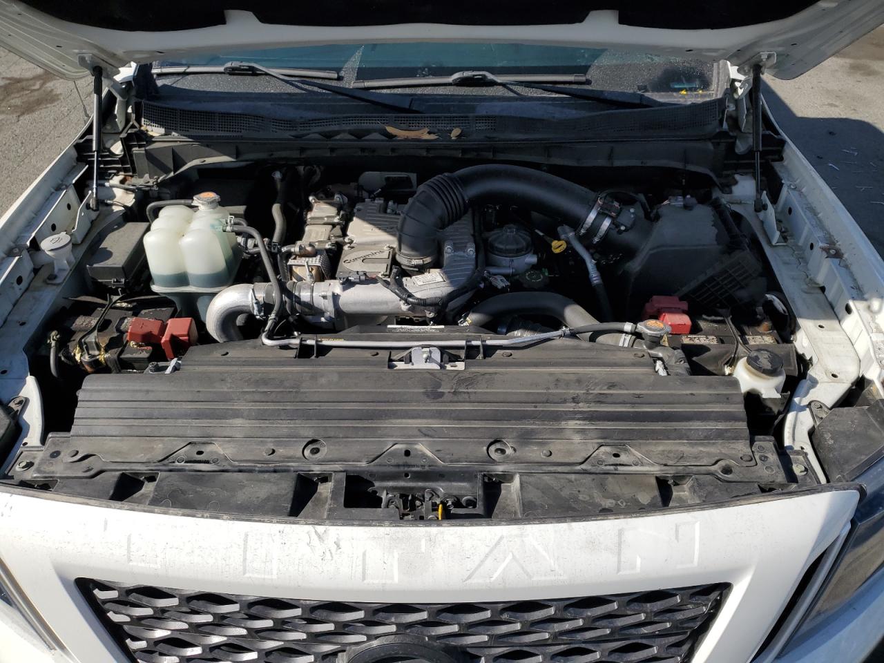 2018 Nissan Titan - Image 11