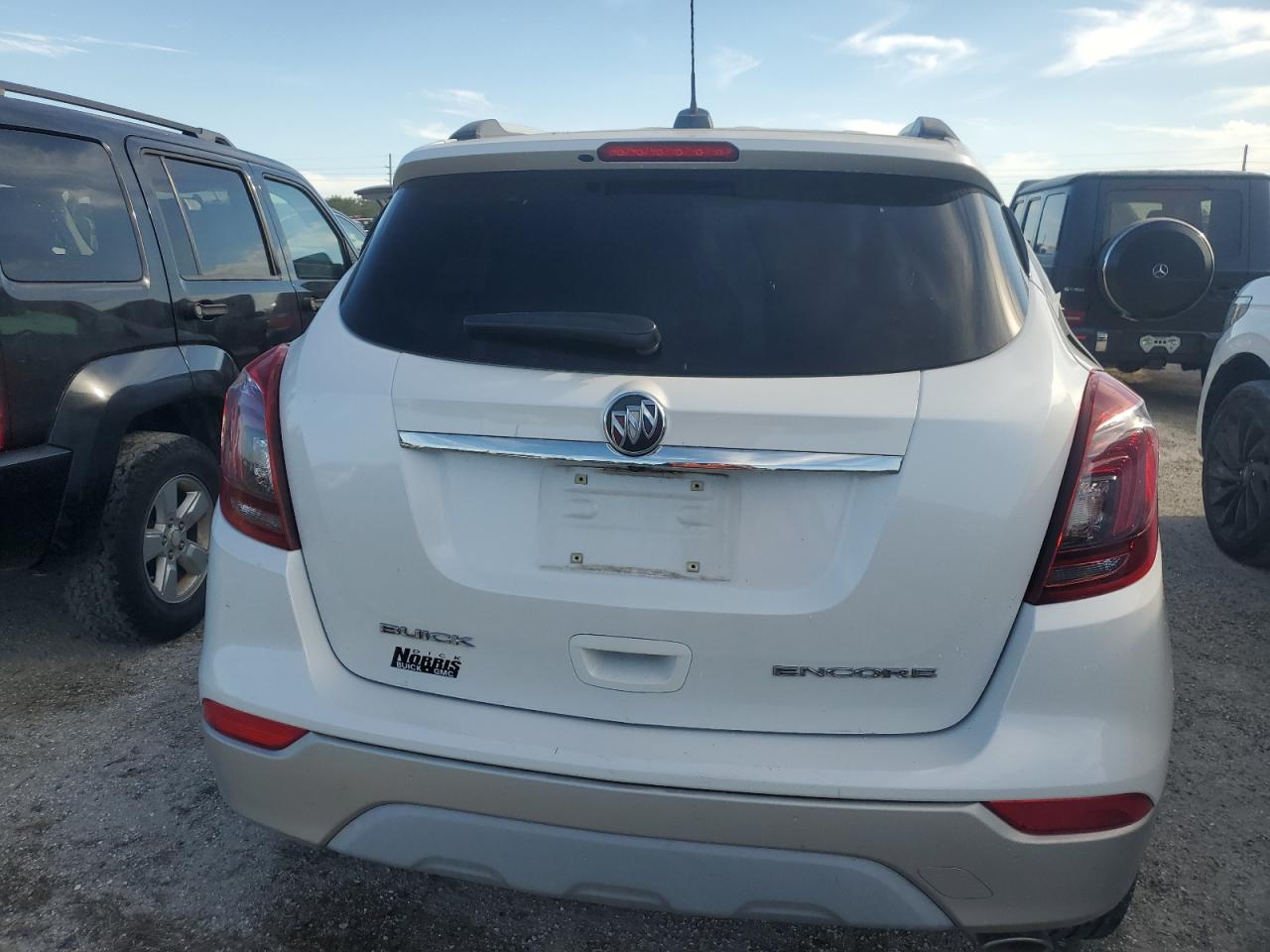 2018 Buick Encore Preferred VIN: KL4CJASB4JB639481 Lot: 74952294