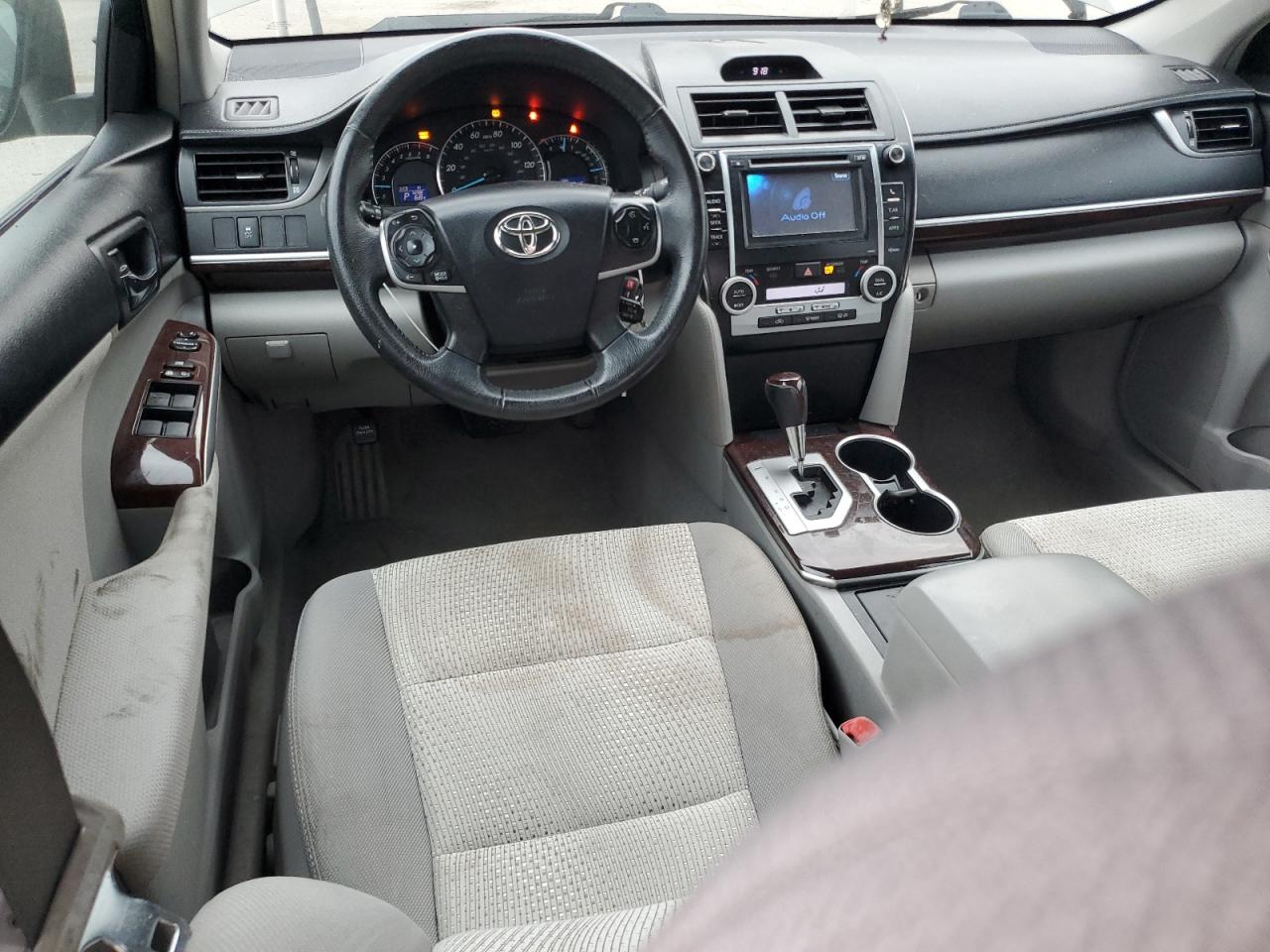 2012 Toyota Camry - Image 8
