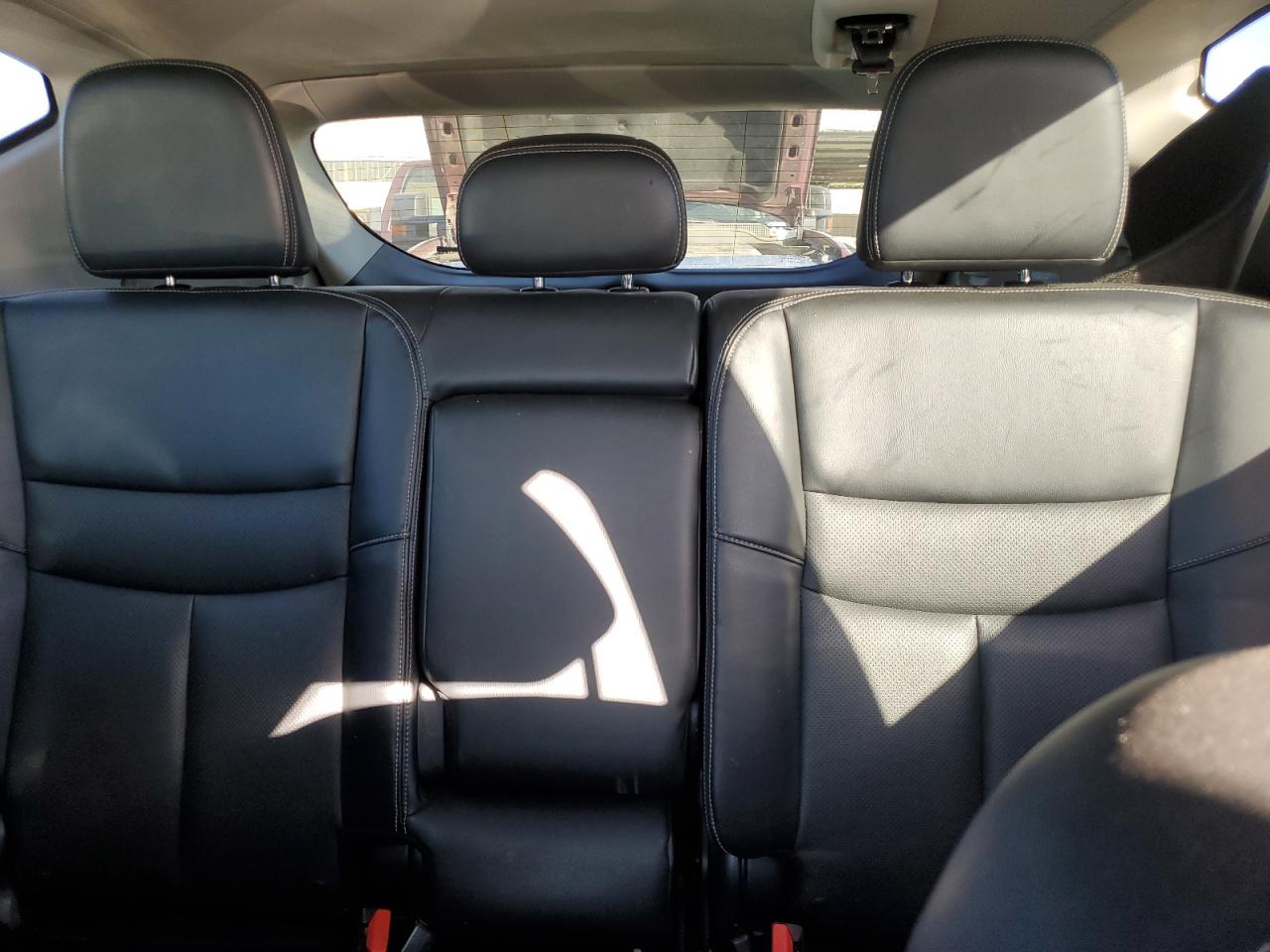 2017 Nissan Murano - Image 10