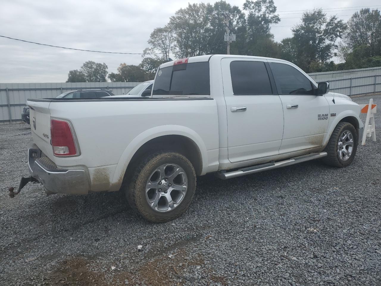 2017 RAM 1500 - Image 3