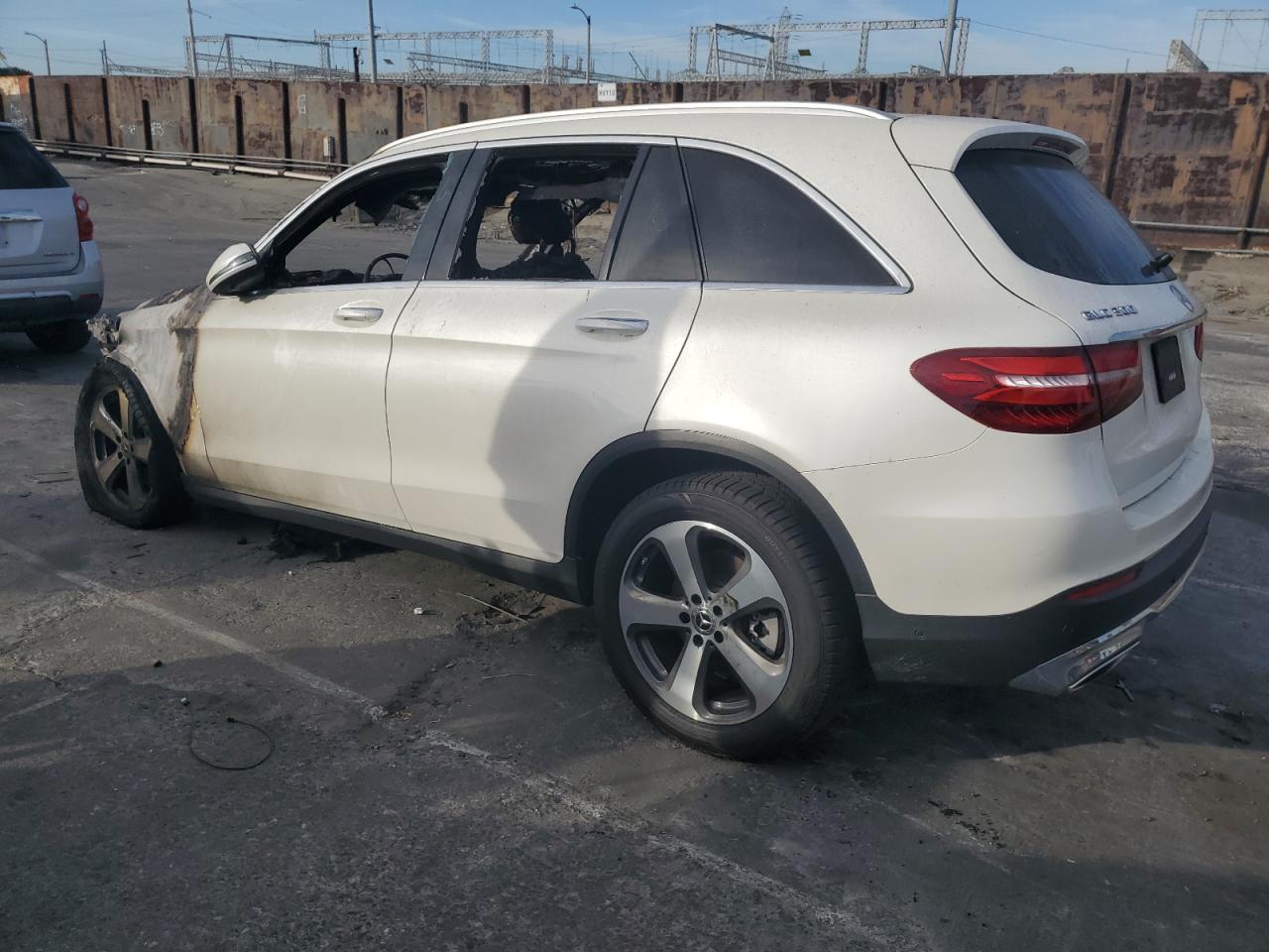 2017 Mercedes-Benz GLC - Image 2