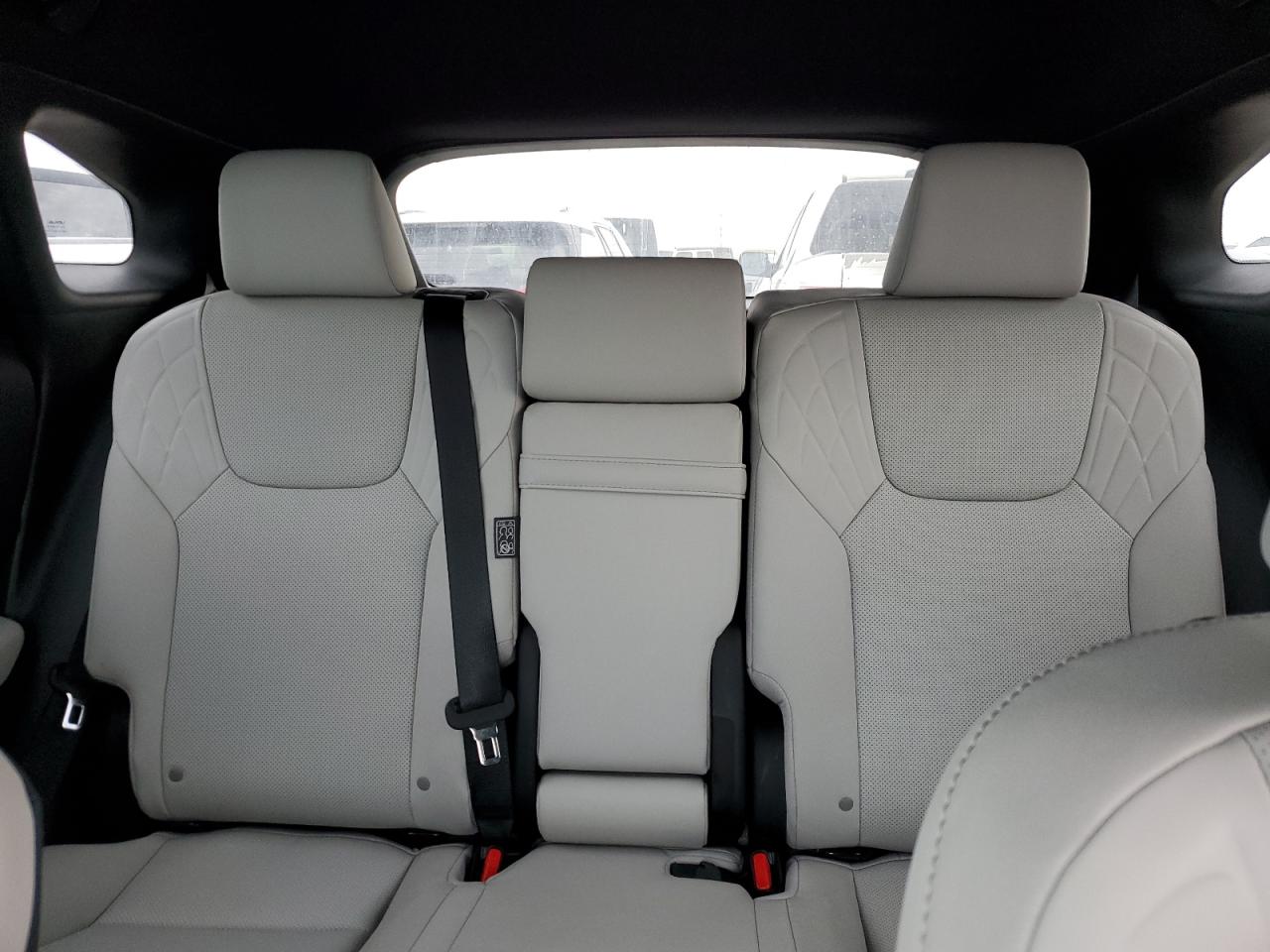 2024 Lexus RX - Image 10