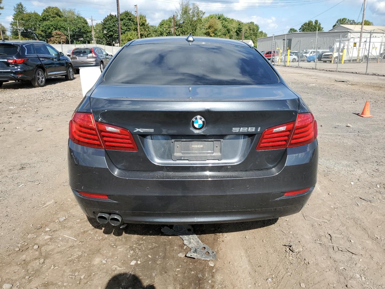 2015 BMW 528 Xi VIN: WBA5A7C58FD625697 Lot: 73998914