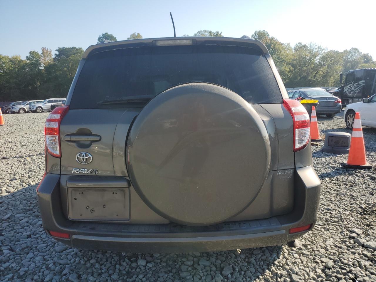 2T3ZF4DV7BW084643 2011 Toyota Rav4