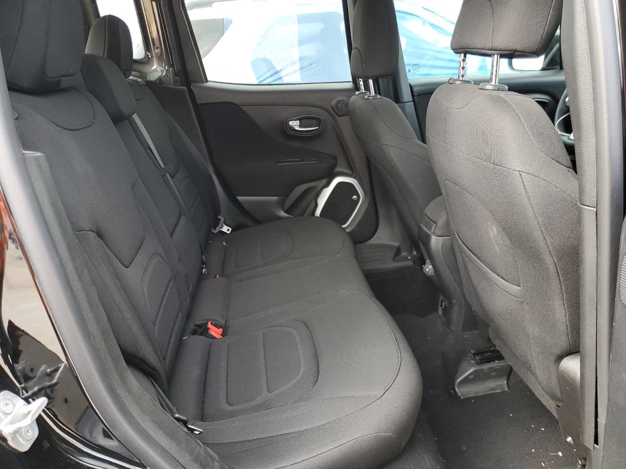 ZACCJABB1JPJ12281 2018 Jeep Renegade Latitude