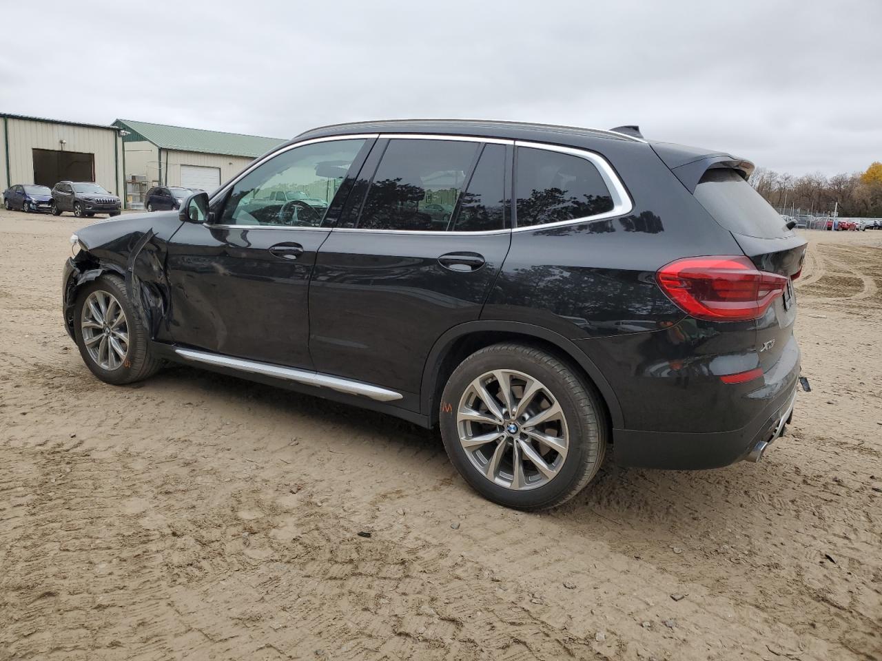 VIN 5UXTR9C56KLD92998 2019 BMW X3 no.2