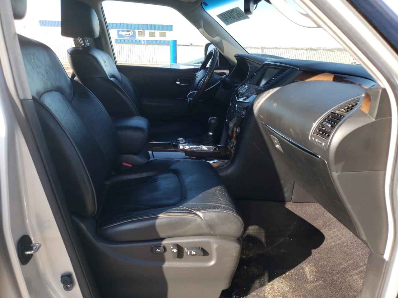 2011 Infiniti QX56 - Image 7