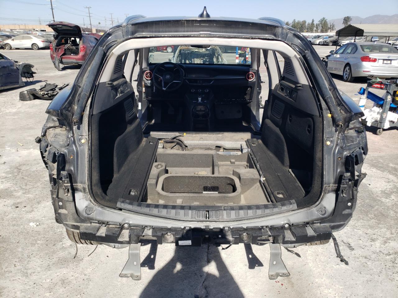 2018 Alfa Romeo Stelvio VIN: ZASFAKAN3J7B61925 Lot: 77033704