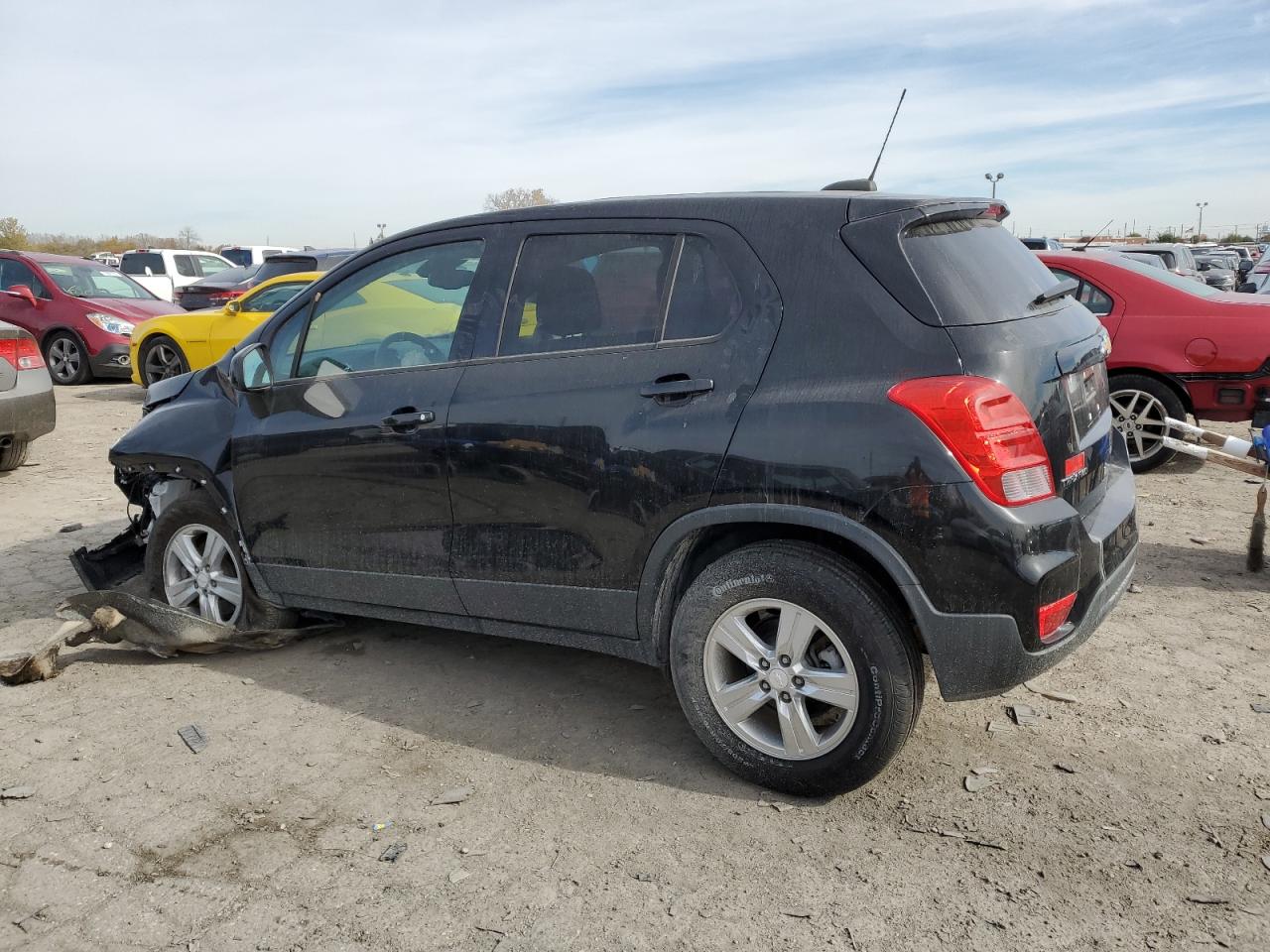 VIN 3GNCJNSB6KL399452 2019 CHEVROLET TRAX no.2