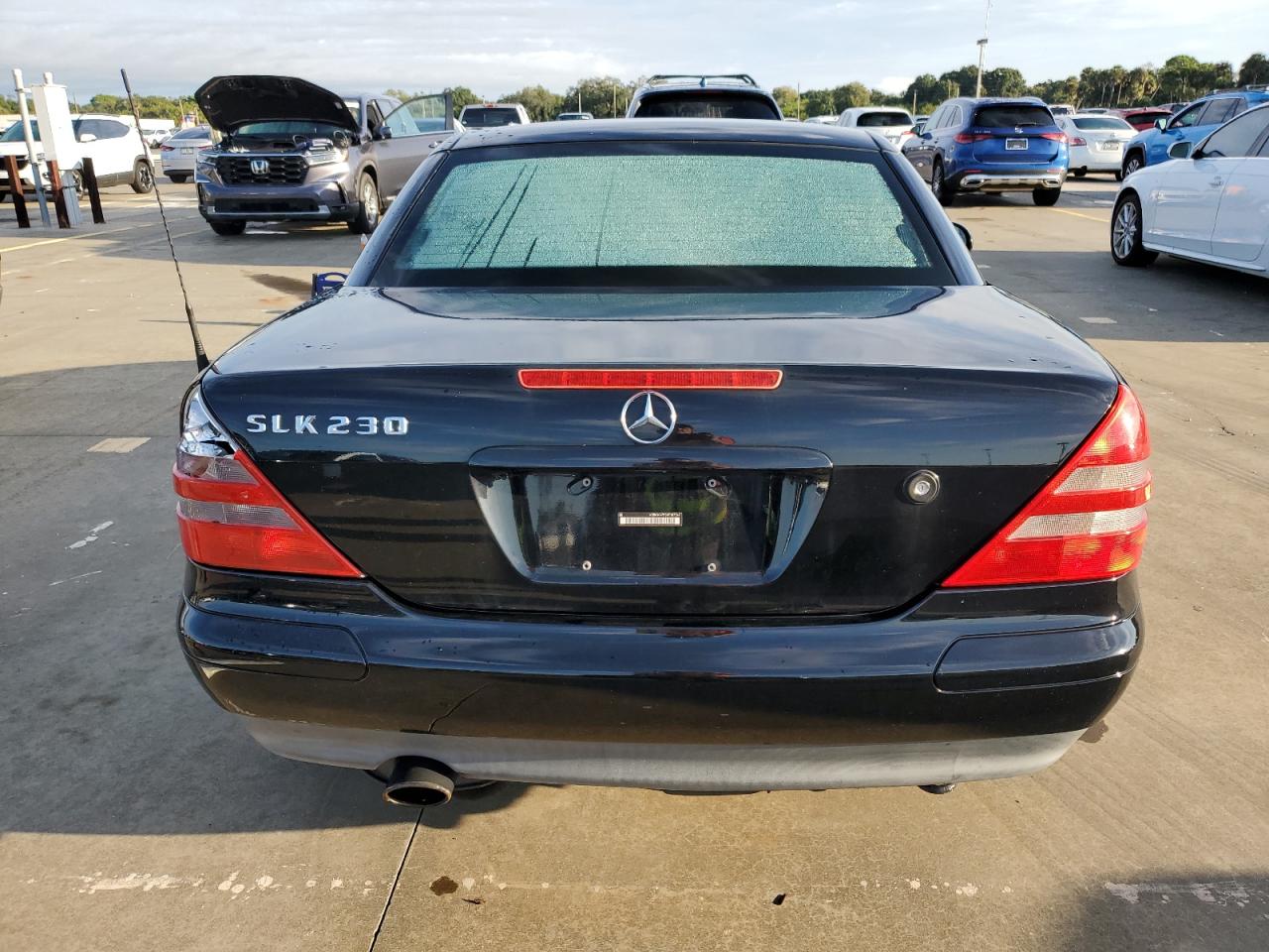 1999 Mercedes-Benz Slk 230 Kompressor VIN: WDBKK47F6XF107547 Lot: 73870994