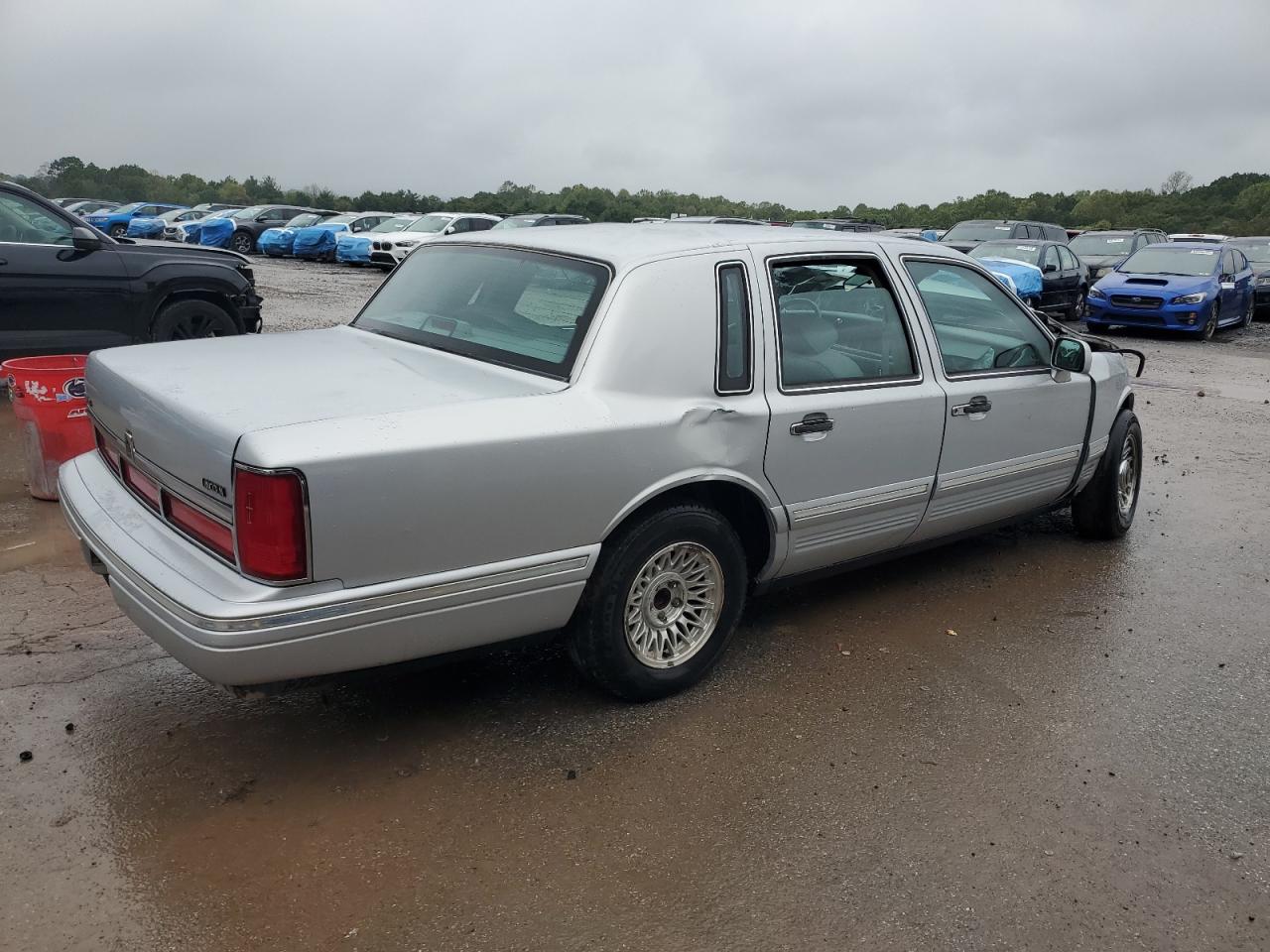 1LNLM81W1VY719314 1997 Lincoln Town Car Executive