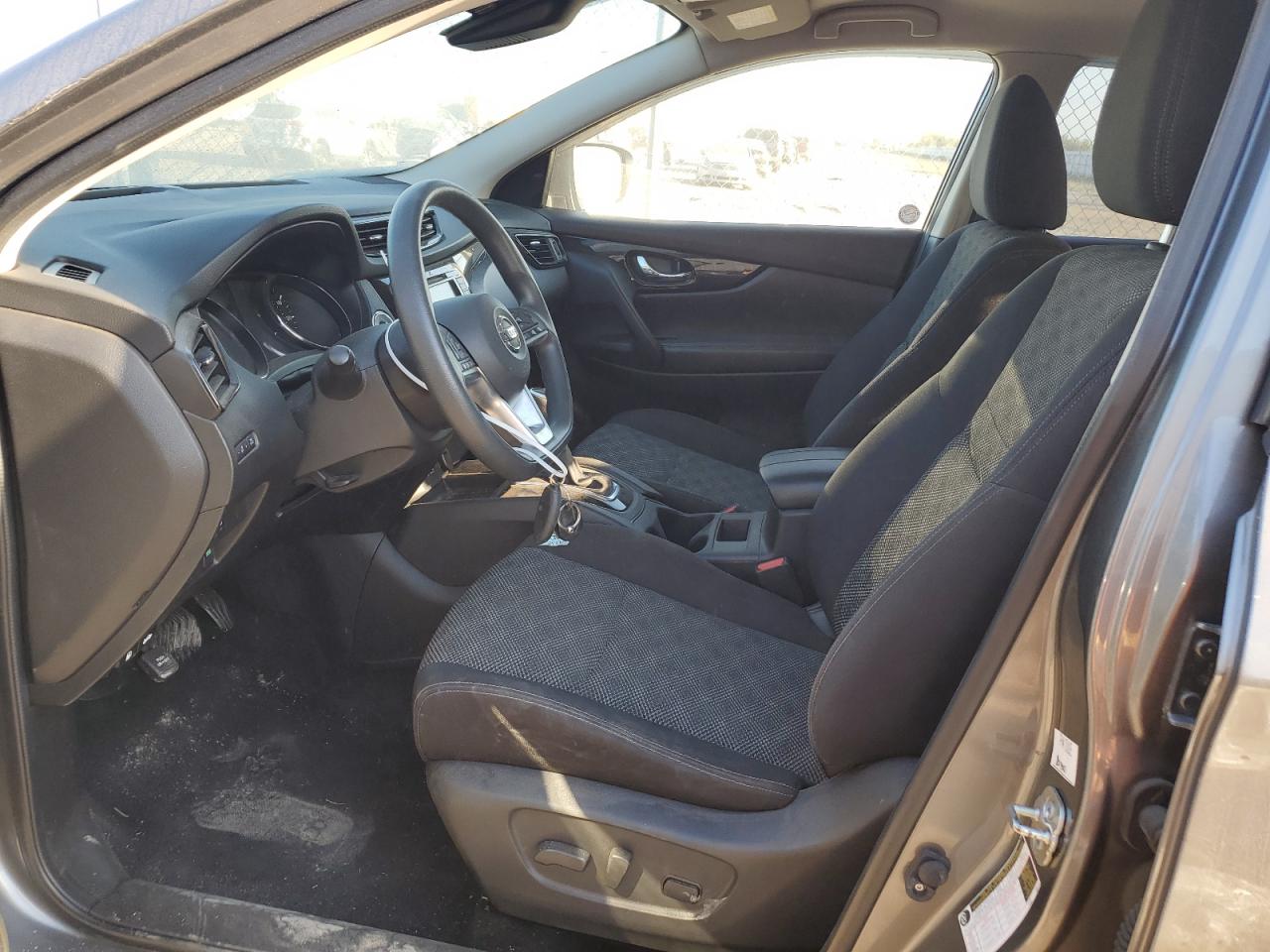 2019 Nissan Rogue - Image 7