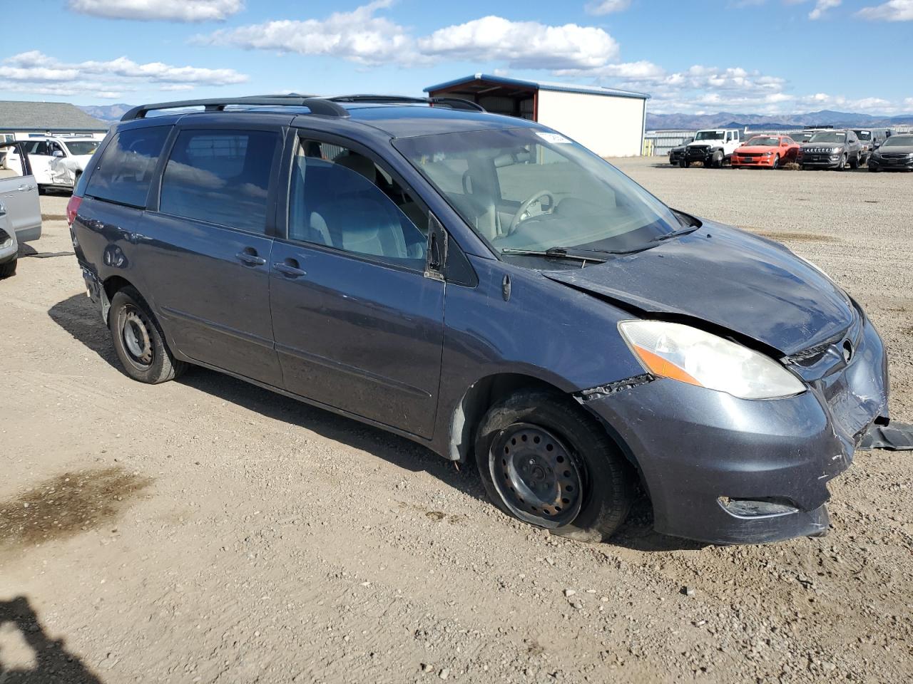 2007 Toyota Sienna - Image 4