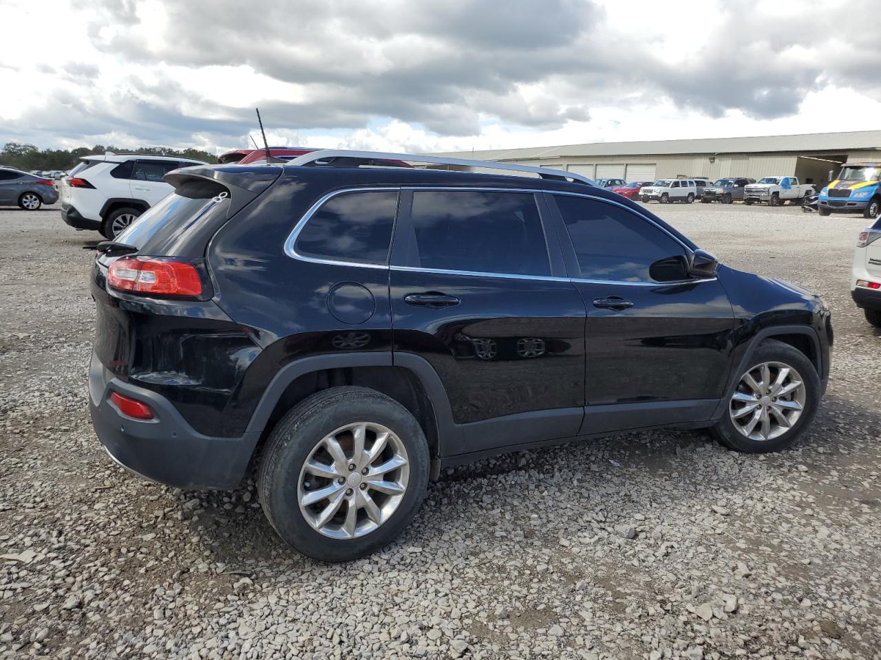 2017 Jeep Grand Cherokee - Image 3