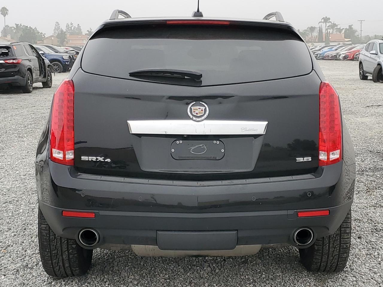 2016 Cadillac SRX - Image 6