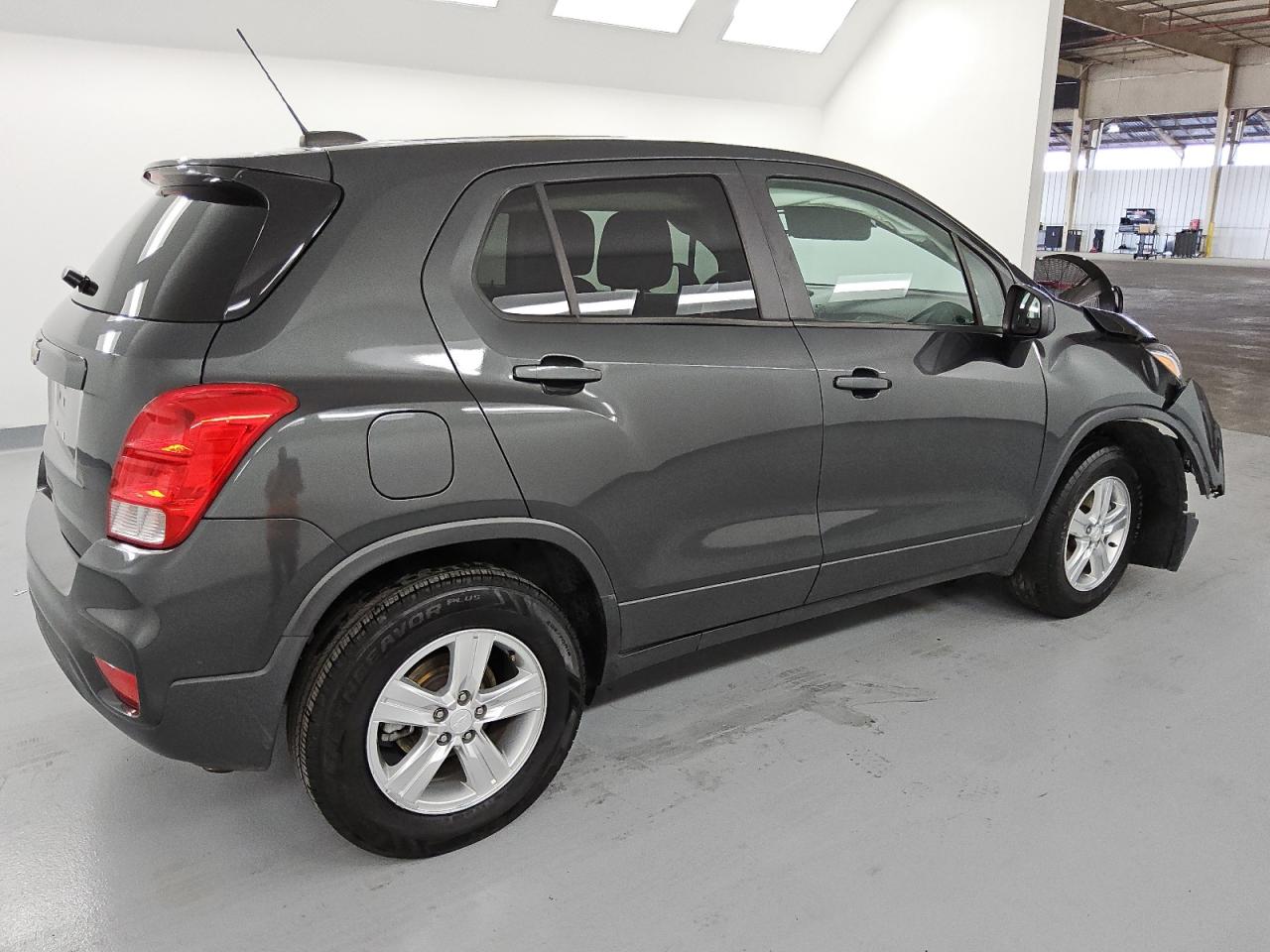 VIN 3GNCJNSB2LL232796 2020 CHEVROLET TRAX no.3