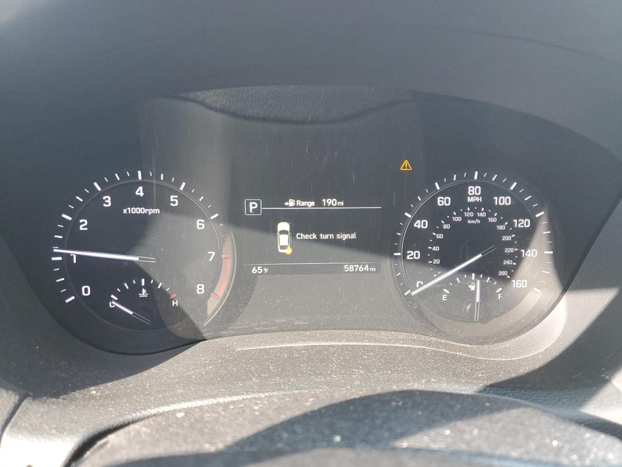2018 Genesis G80 - Image 9