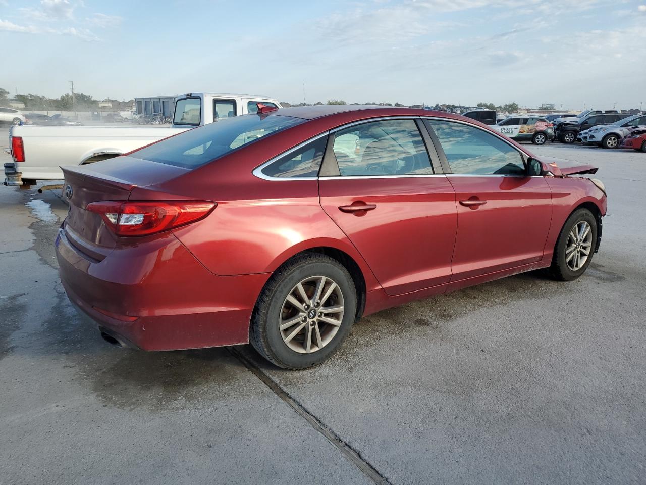 2016 Hyundai Sonata - Image 3