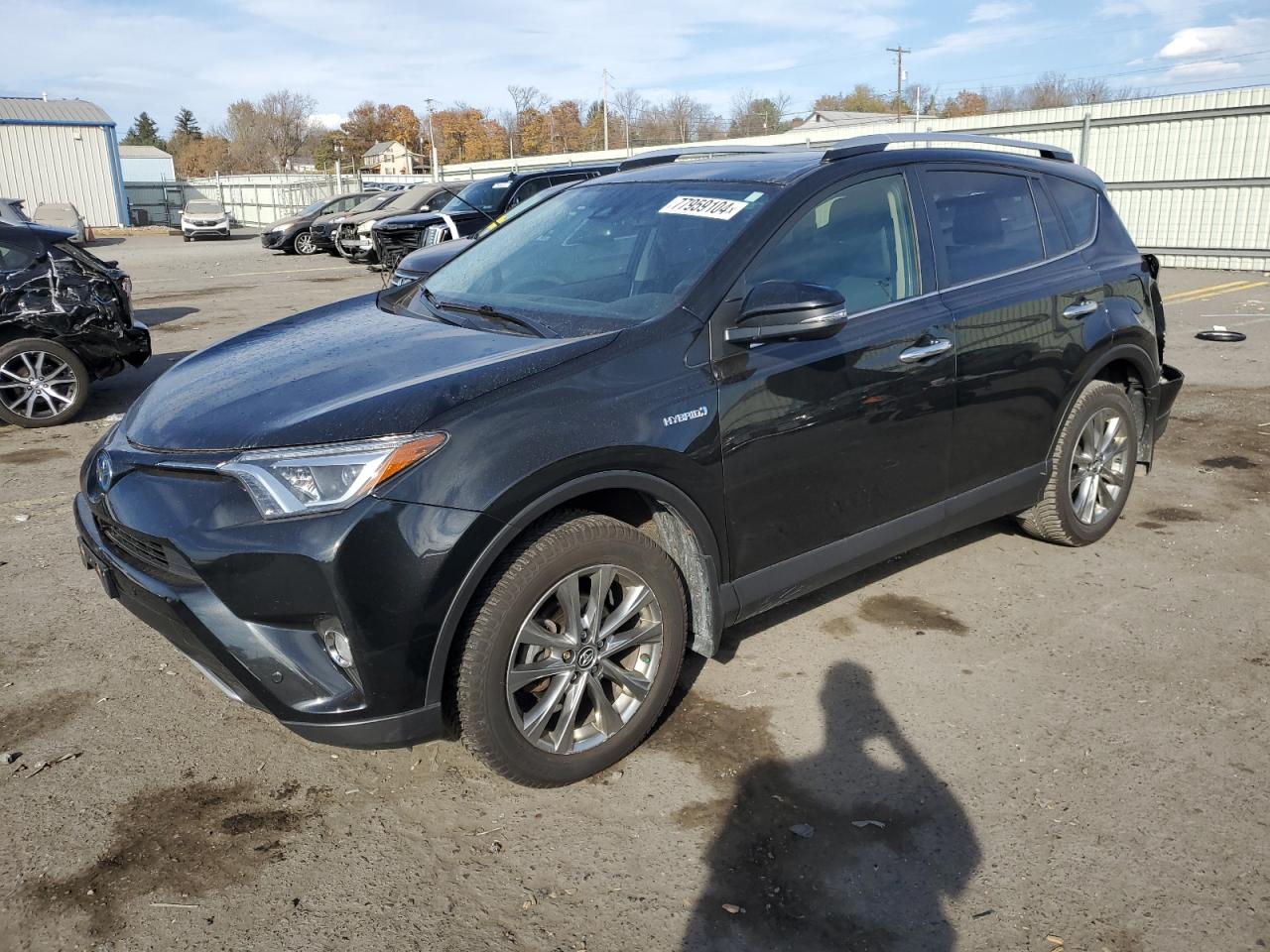 2016 Toyota Rav4 Hv Limited იყიდება Pennsburg-ში, PA - Rear End