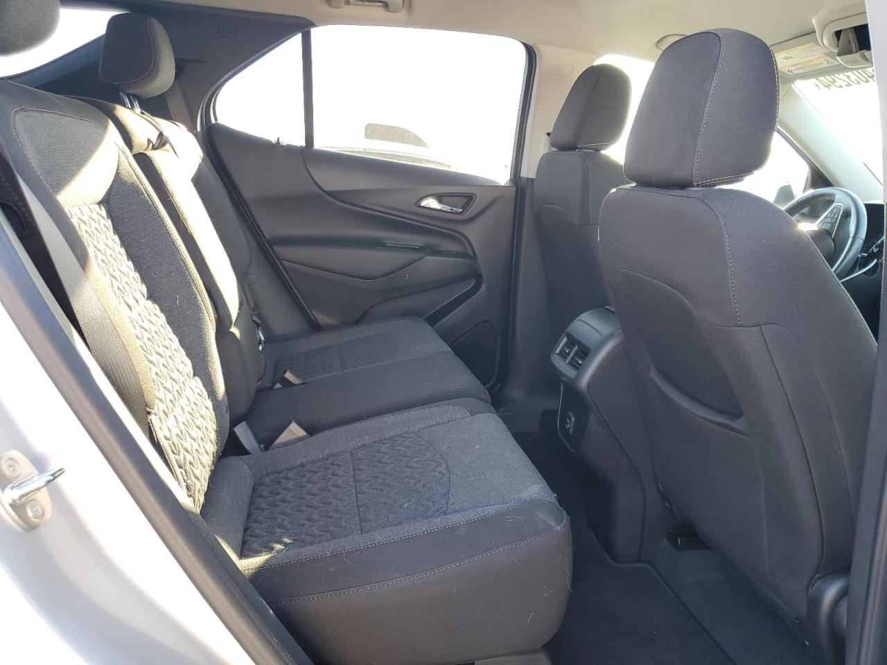 2022 Chevrolet Equinox - Image 10