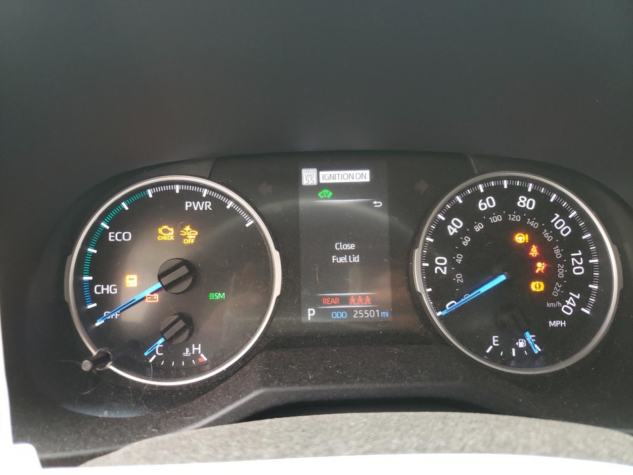 2022 Toyota RAV 4 - Image 9