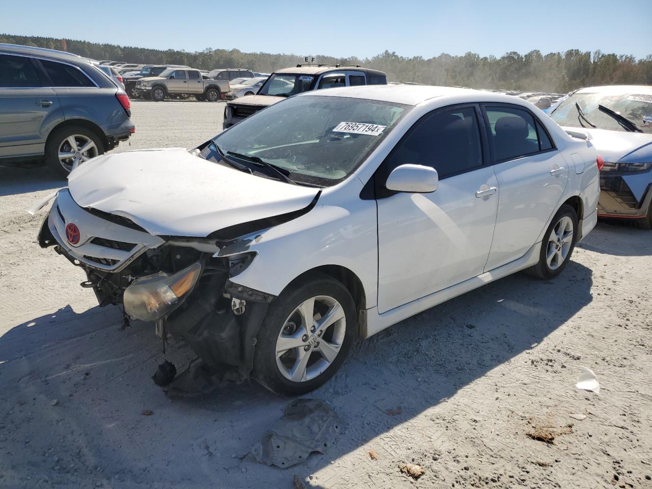 VIN 5YFBU4EE4DP207592 2013 TOYOTA COROLLA no.1