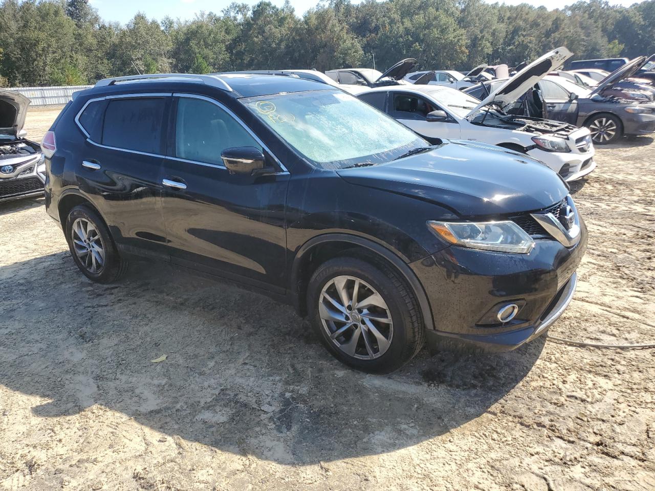 2015 Nissan Rogue - Image 4