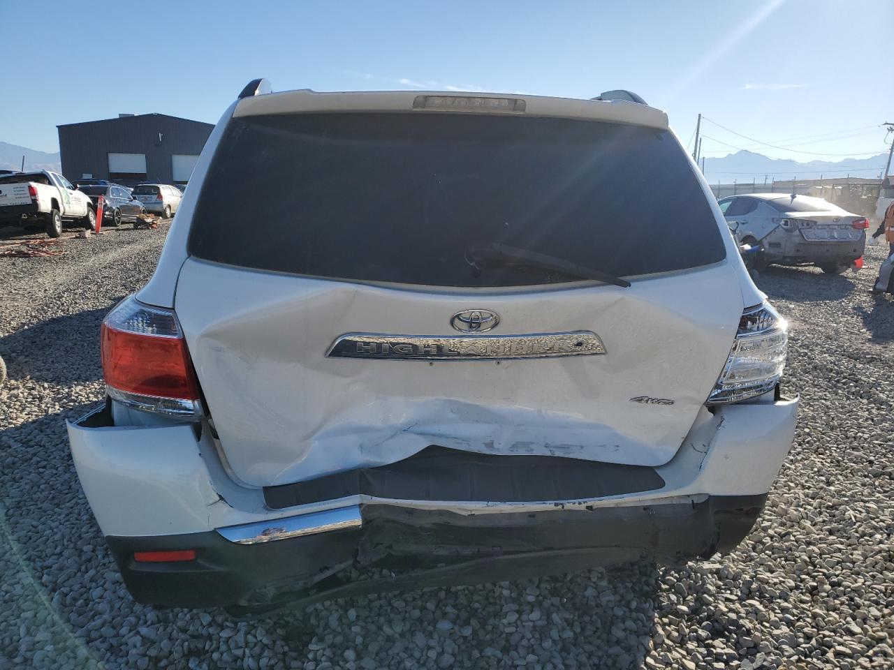 VIN 5TDBK3EH5DS258598 2013 TOYOTA HIGHLANDER no.6