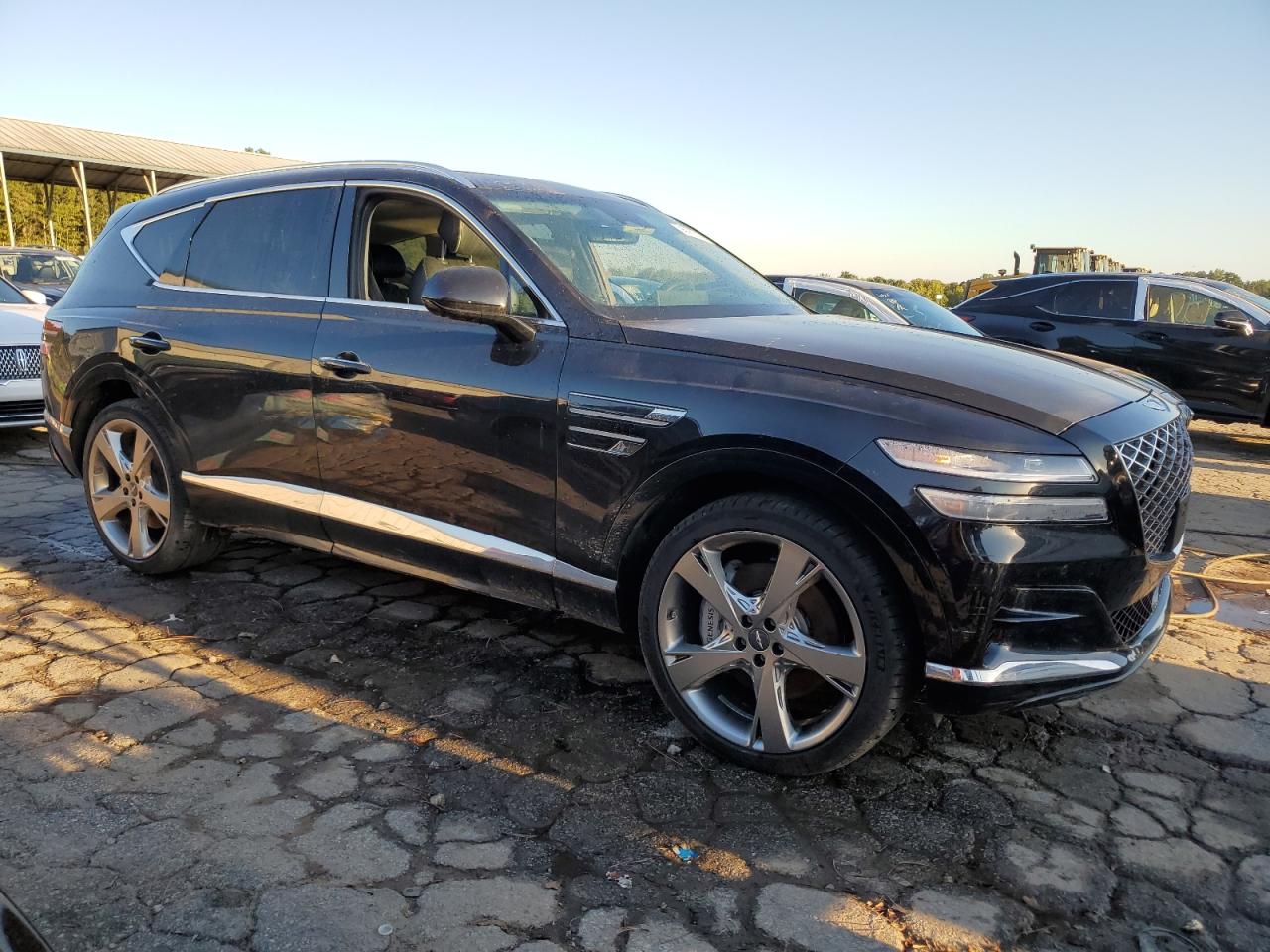 2022 Genesis GV80 - Image 4