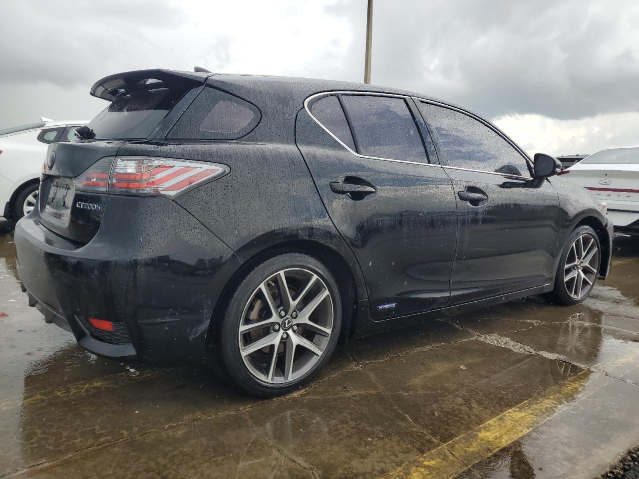 2016 Lexus CT - Image 3