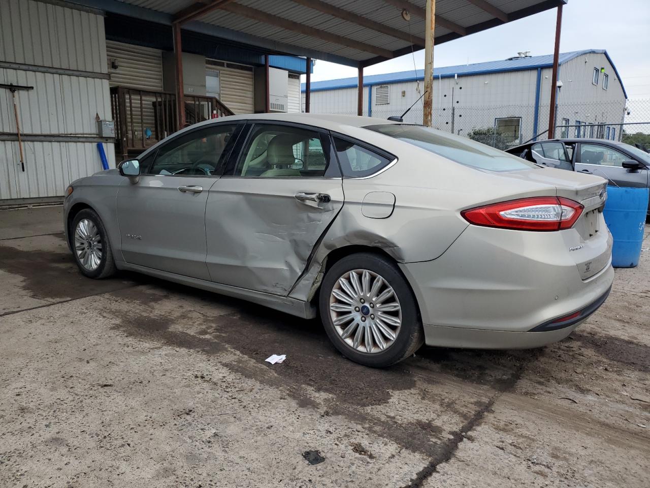 2015 Ford Fusion - Image 2
