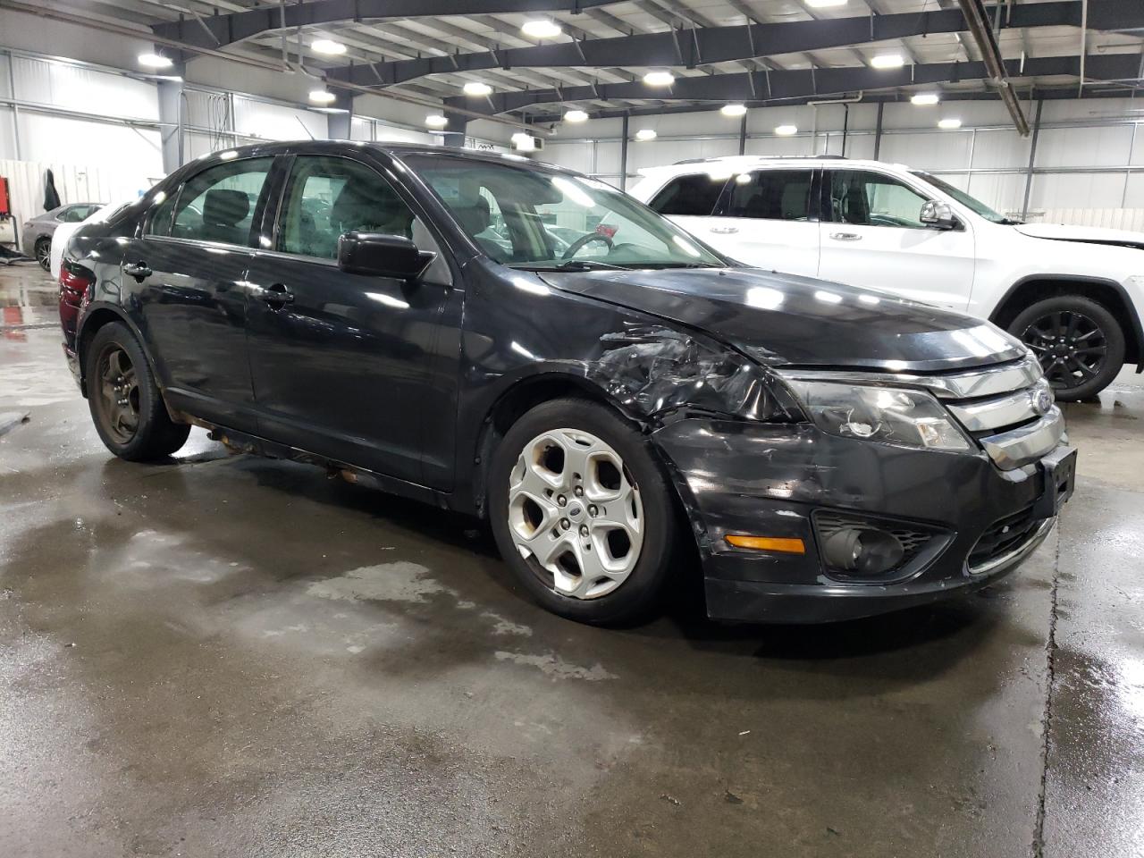 2011 Ford Fusion - Image 4