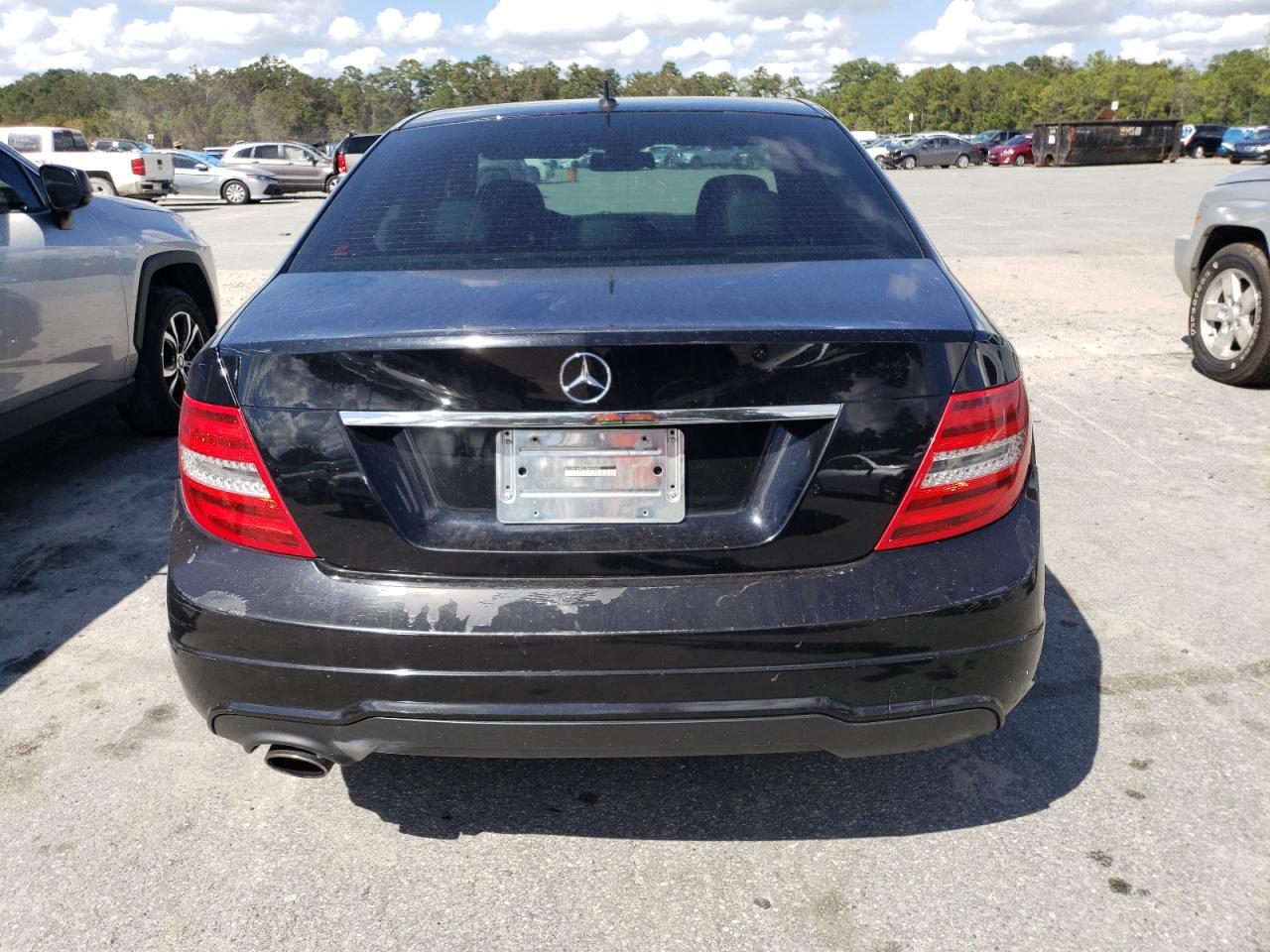 2013 Mercedes-Benz C 250 VIN: WDDGF4HB1DA842460 Lot: 74464044