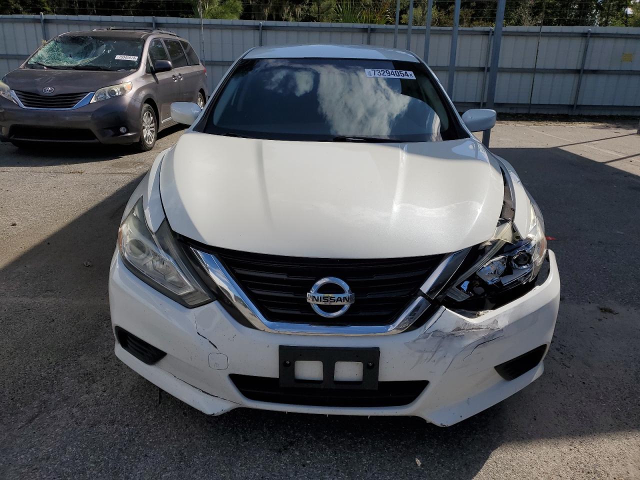 VIN 1N4AL3AP6HC143219 2017 NISSAN ALTIMA no.5