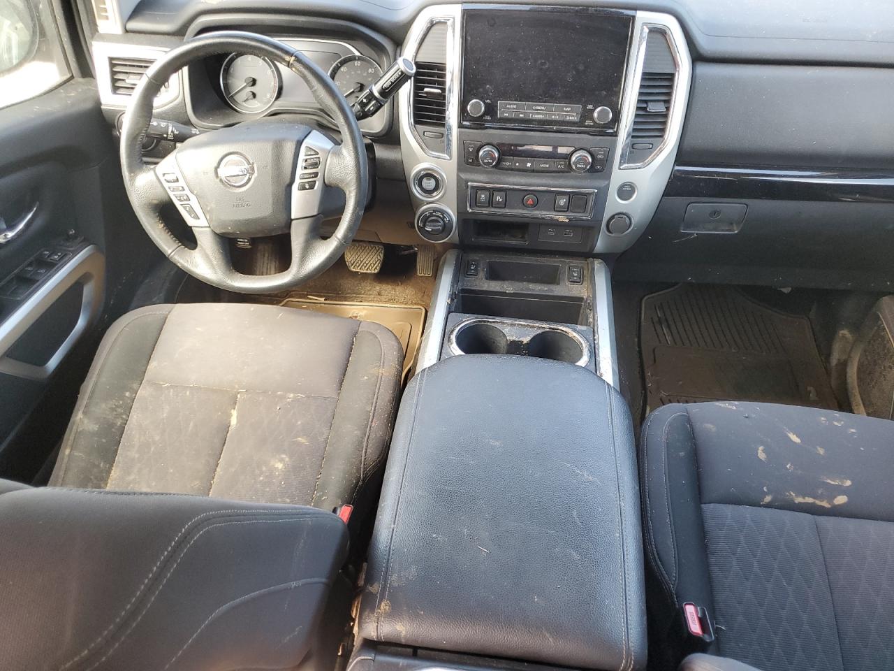 1N6AA1ED8MN513893 2021 Nissan Titan Sv